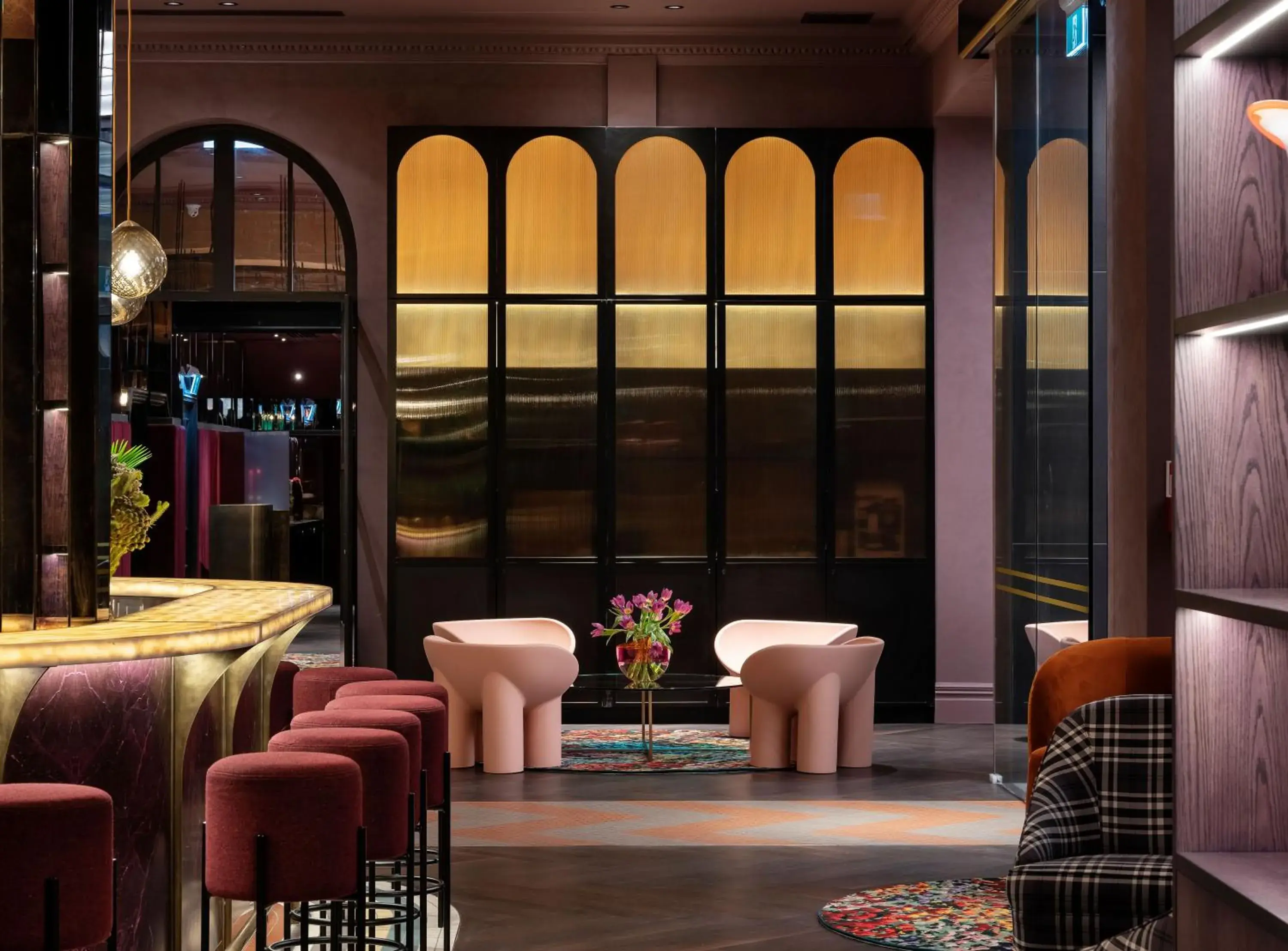 Lounge or bar in Naumi Studio Wellington Lounge or bar in Naumi Studio Wellington