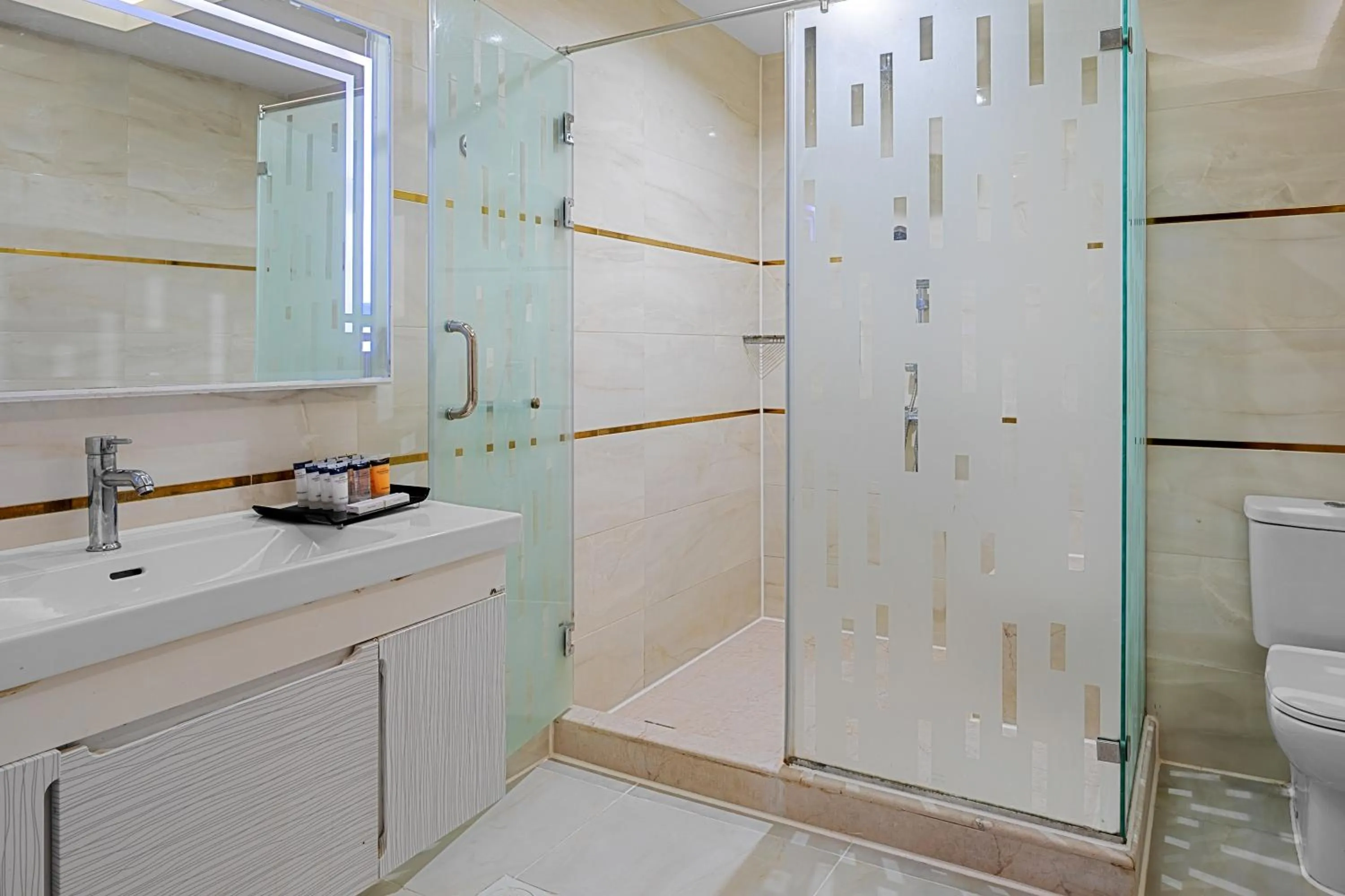 Shower in Pickalbatros Aqua Blu Sharm El Sheikh
