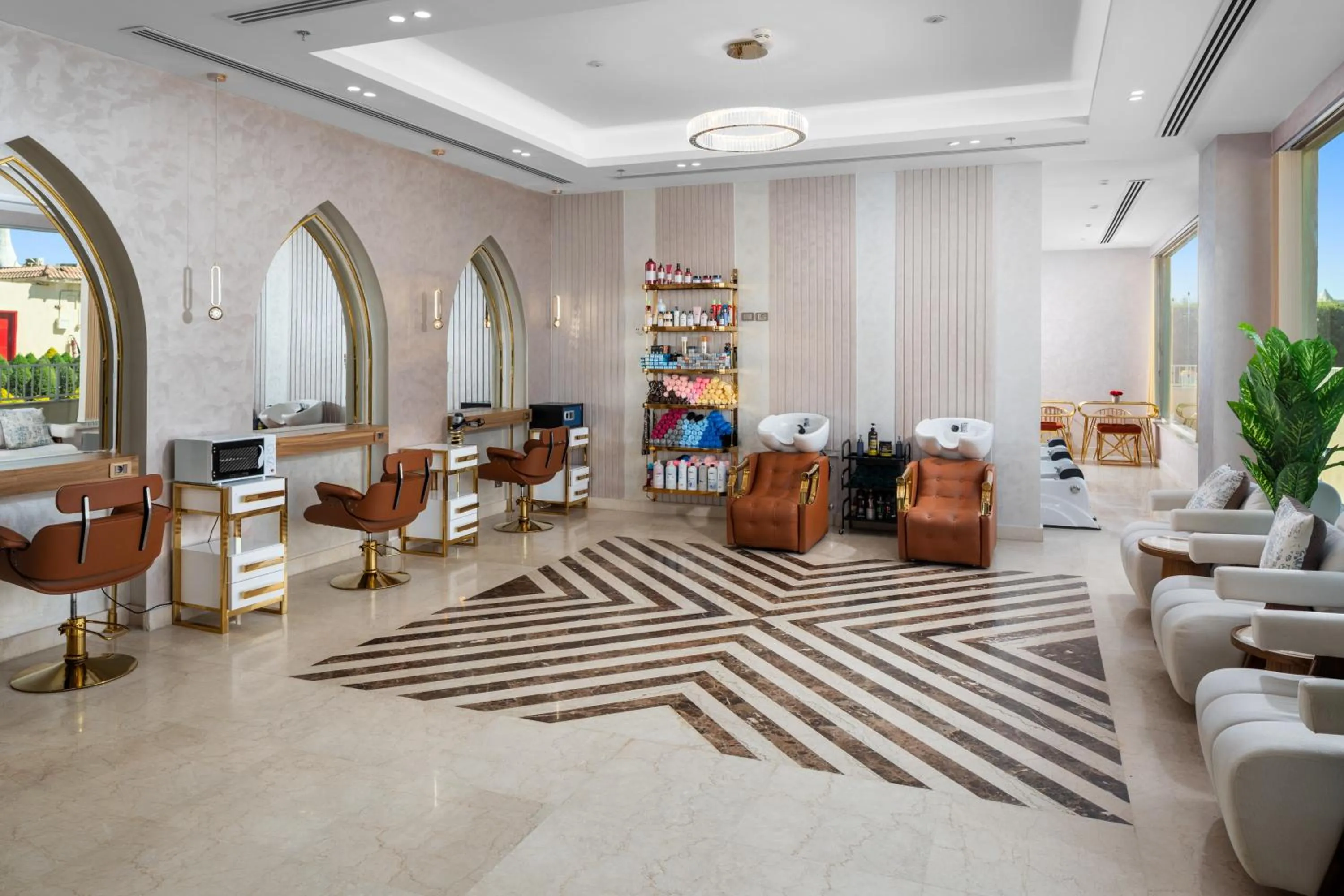 hair dresser in Pickalbatros Aqua Blu Sharm El Sheikh