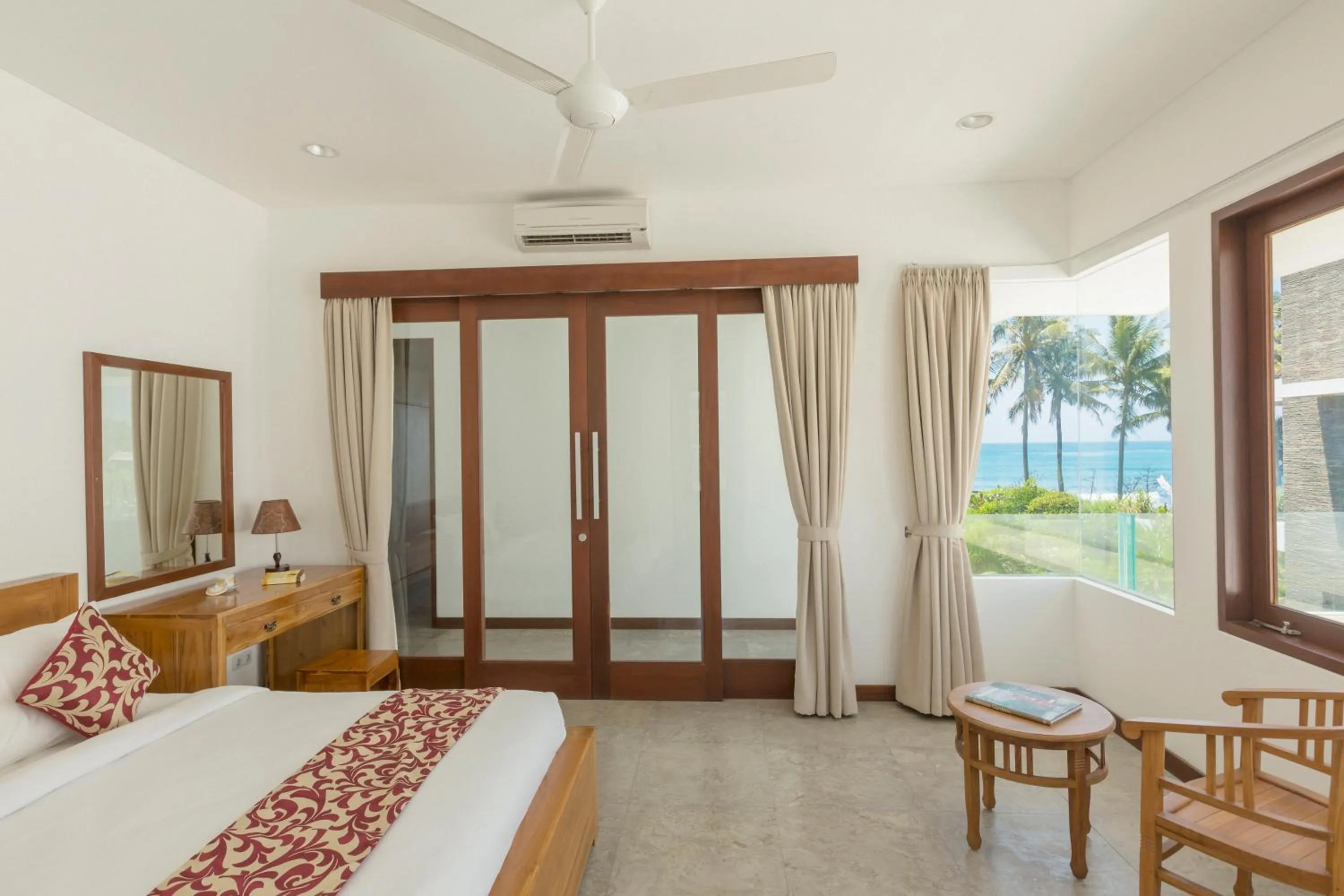 Bedroom, Bed in Bali Diamond Estates & Villas