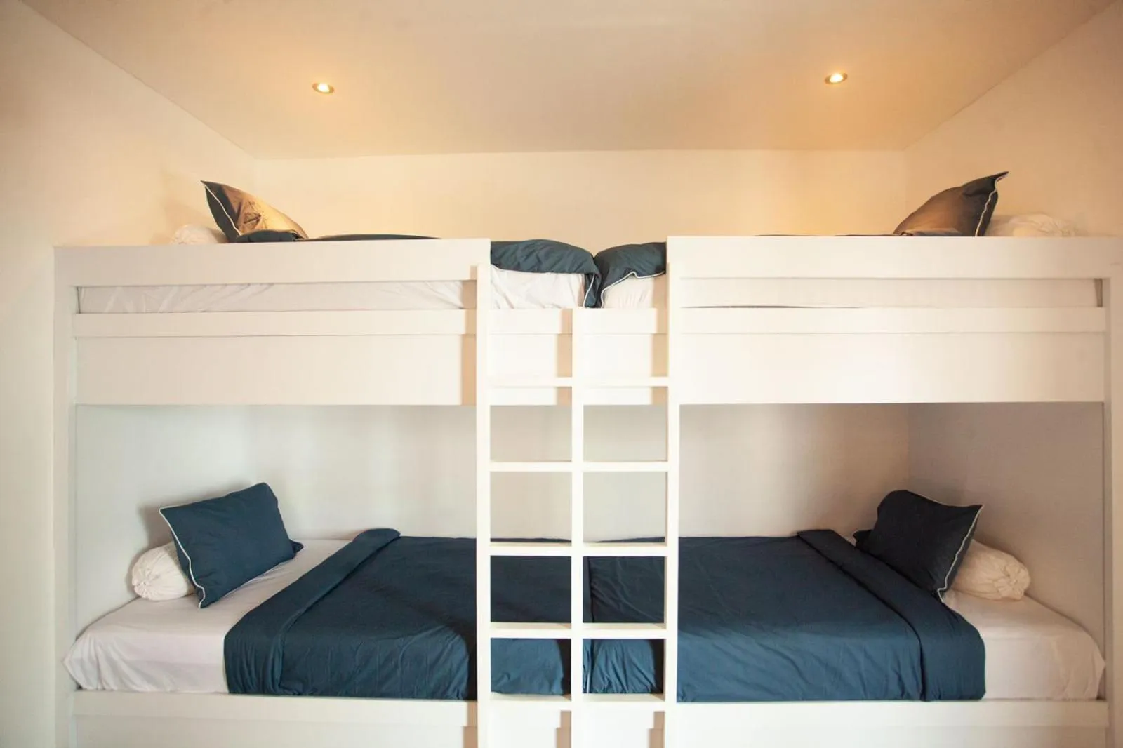 Bedroom, Bed in Bali Diamond Estates & Villas