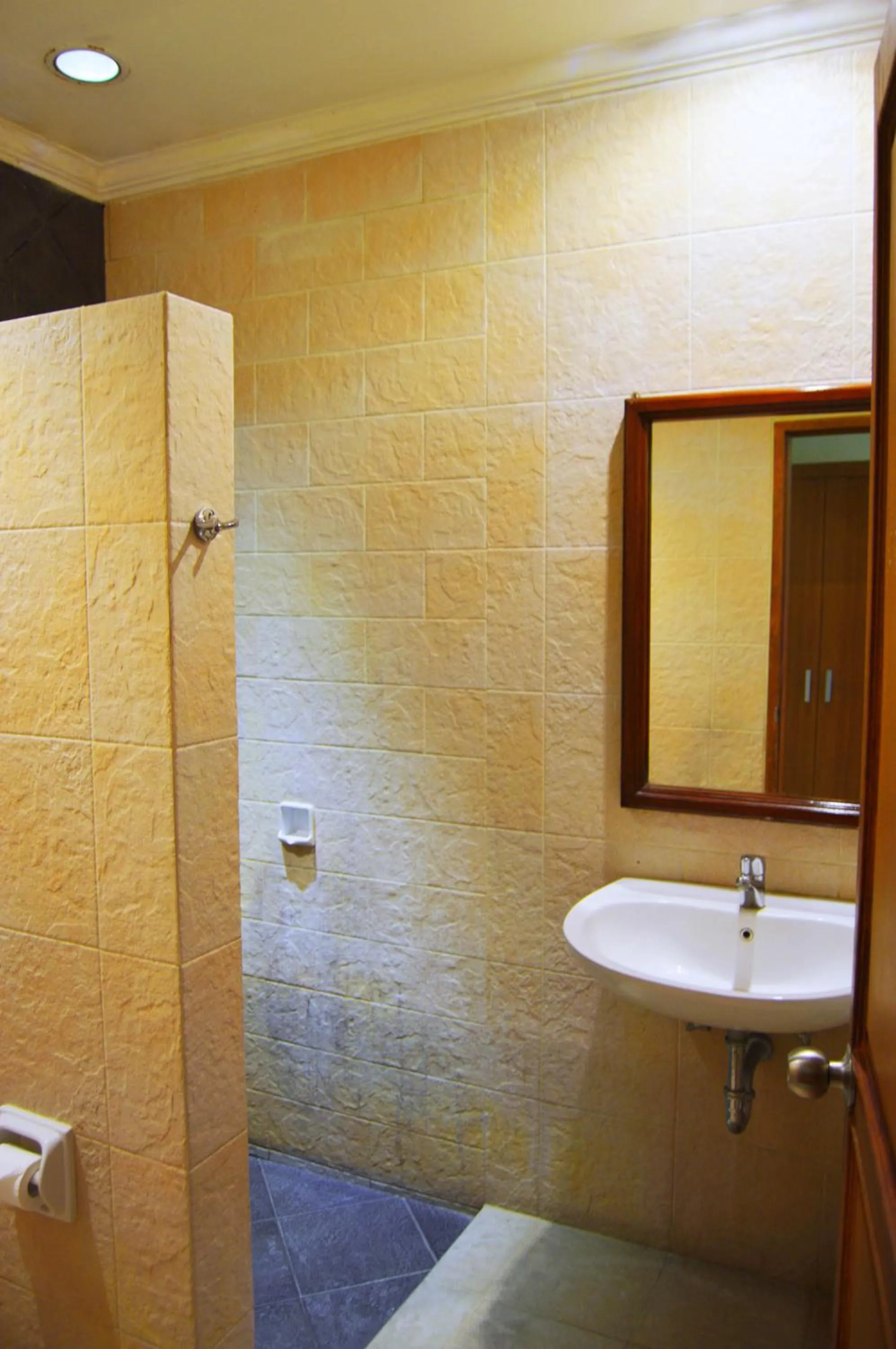 Shower in Sanghyang Indah Spa Resort