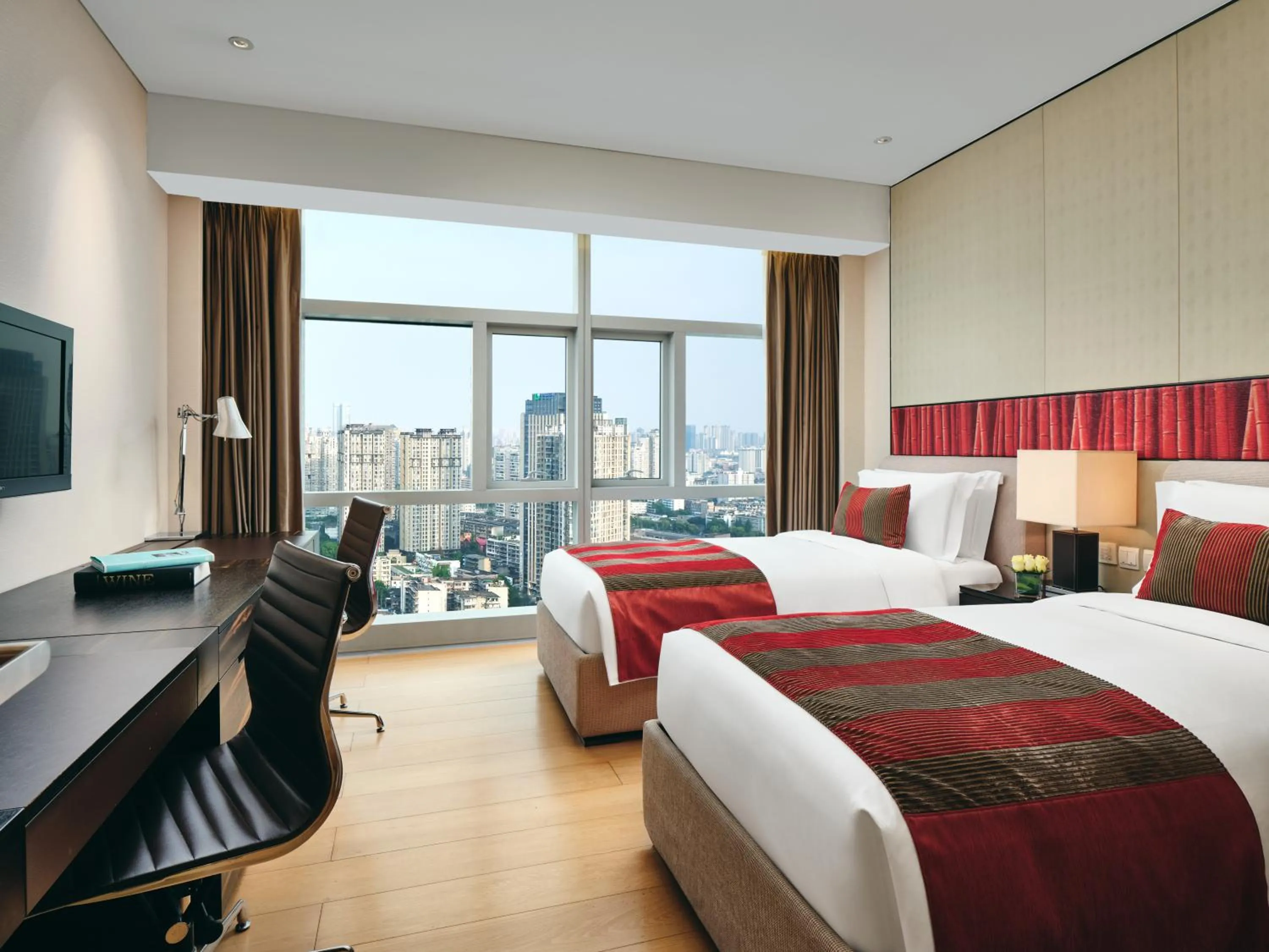 Photo of the whole room, Bed in Grand ParcVue Hotel Residence Chengdu