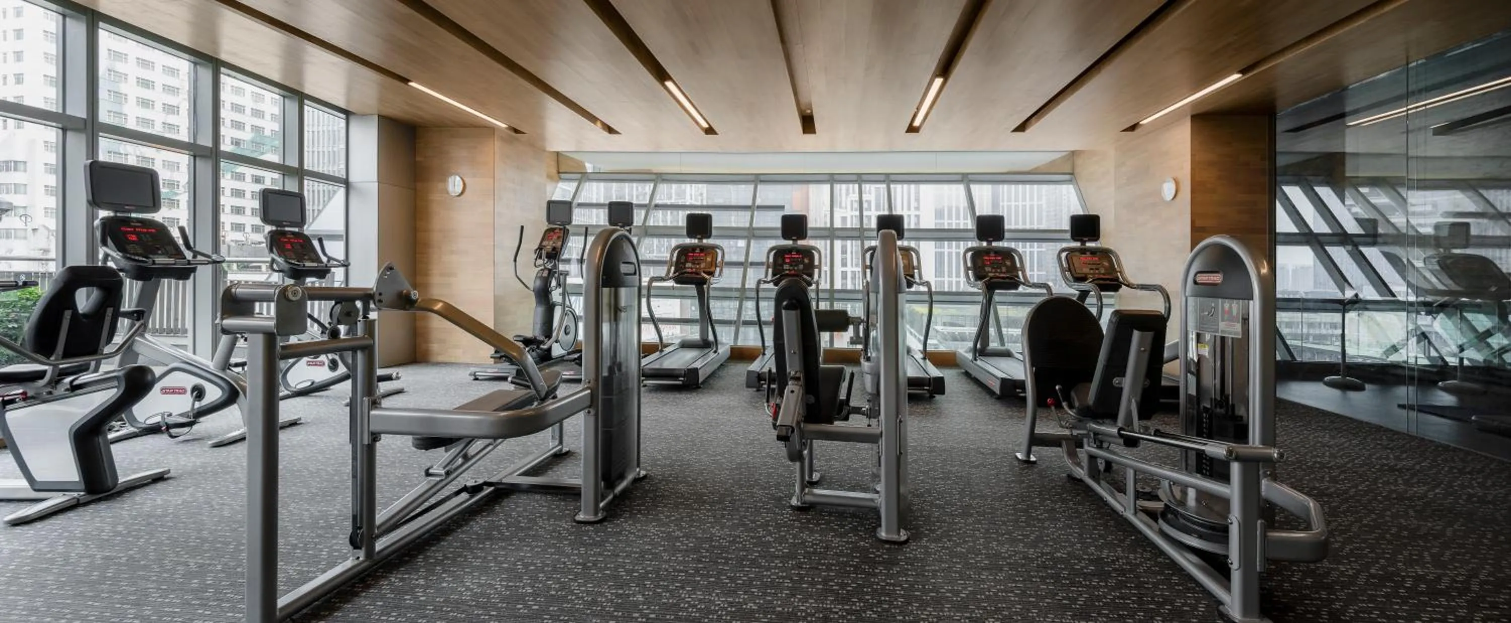 Fitness centre/facilities in Grand ParcVue Hotel Residence Chengdu