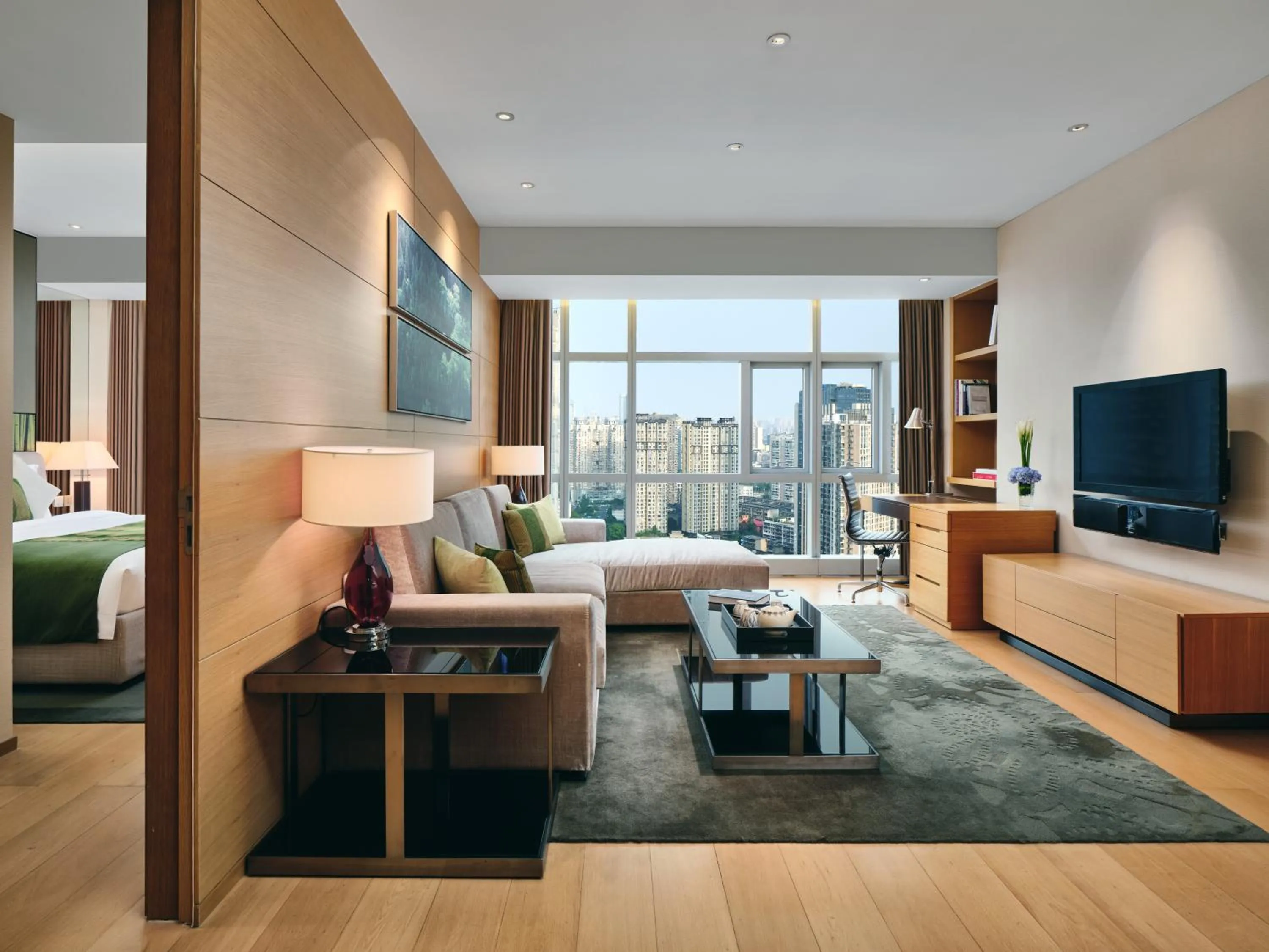Living room, Bed in Grand ParcVue Hotel Residence Chengdu