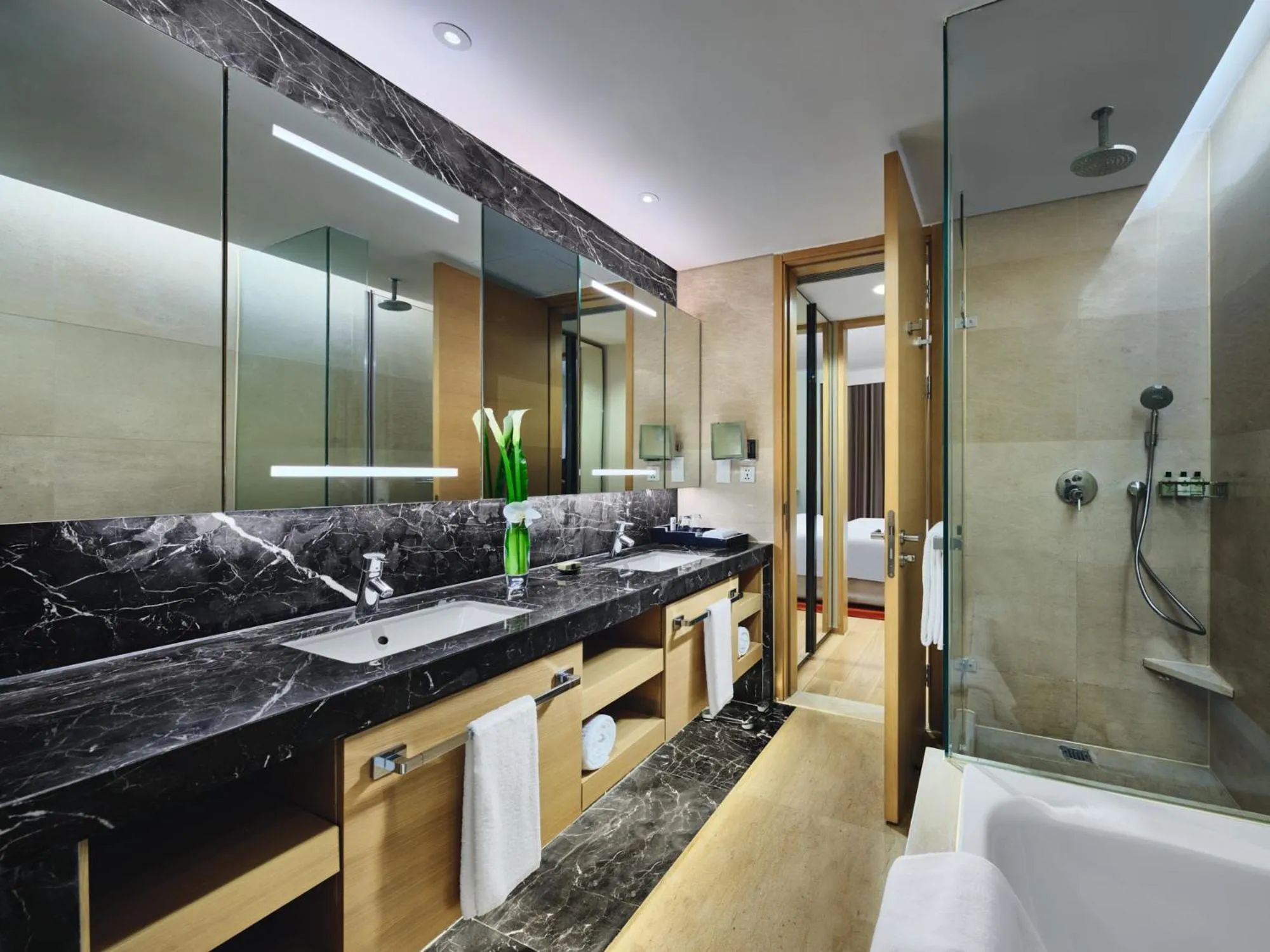 Bathroom in Grand ParcVue Hotel Residence Chengdu