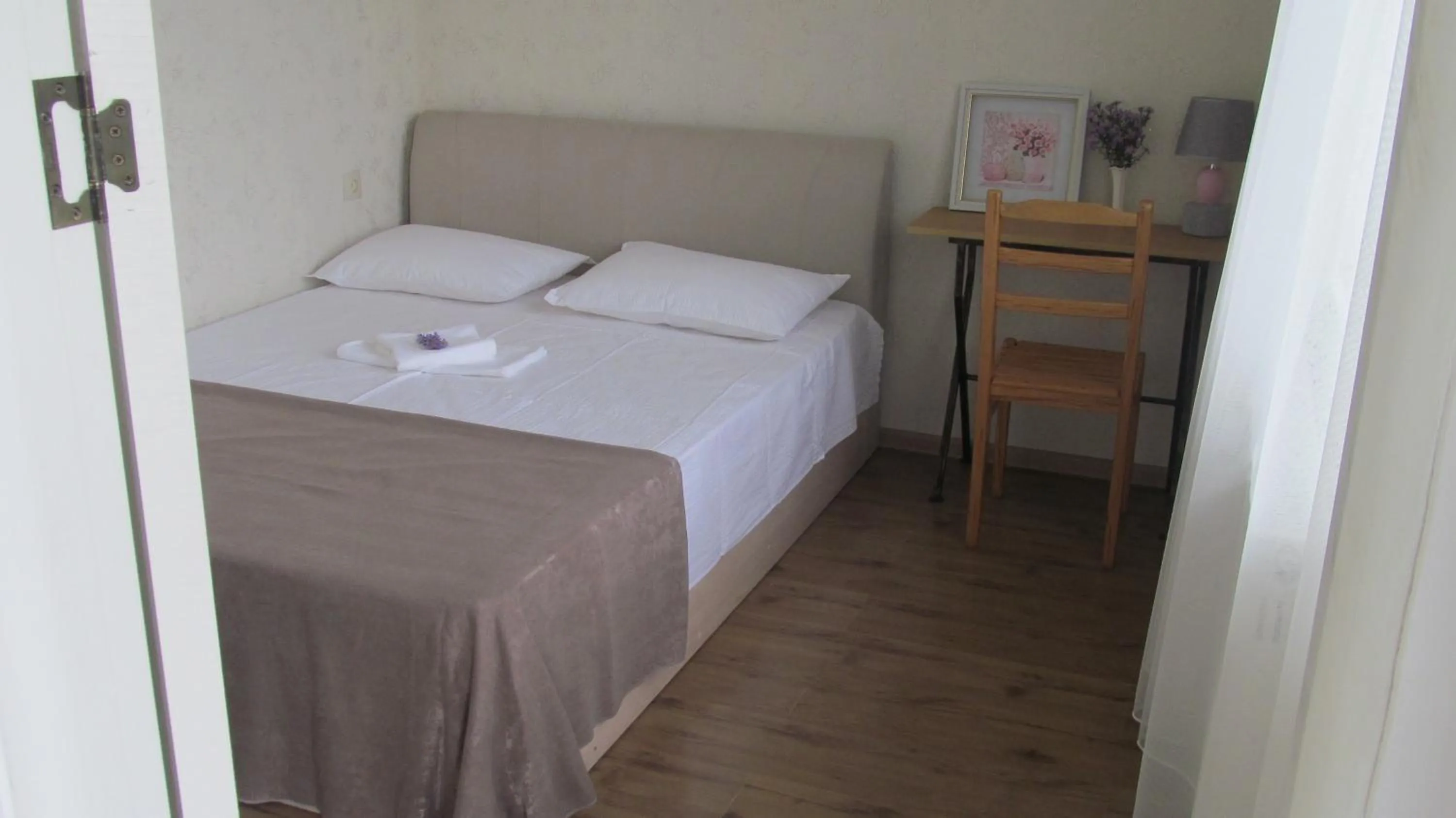 Bedroom, Bed in Hotel Classic