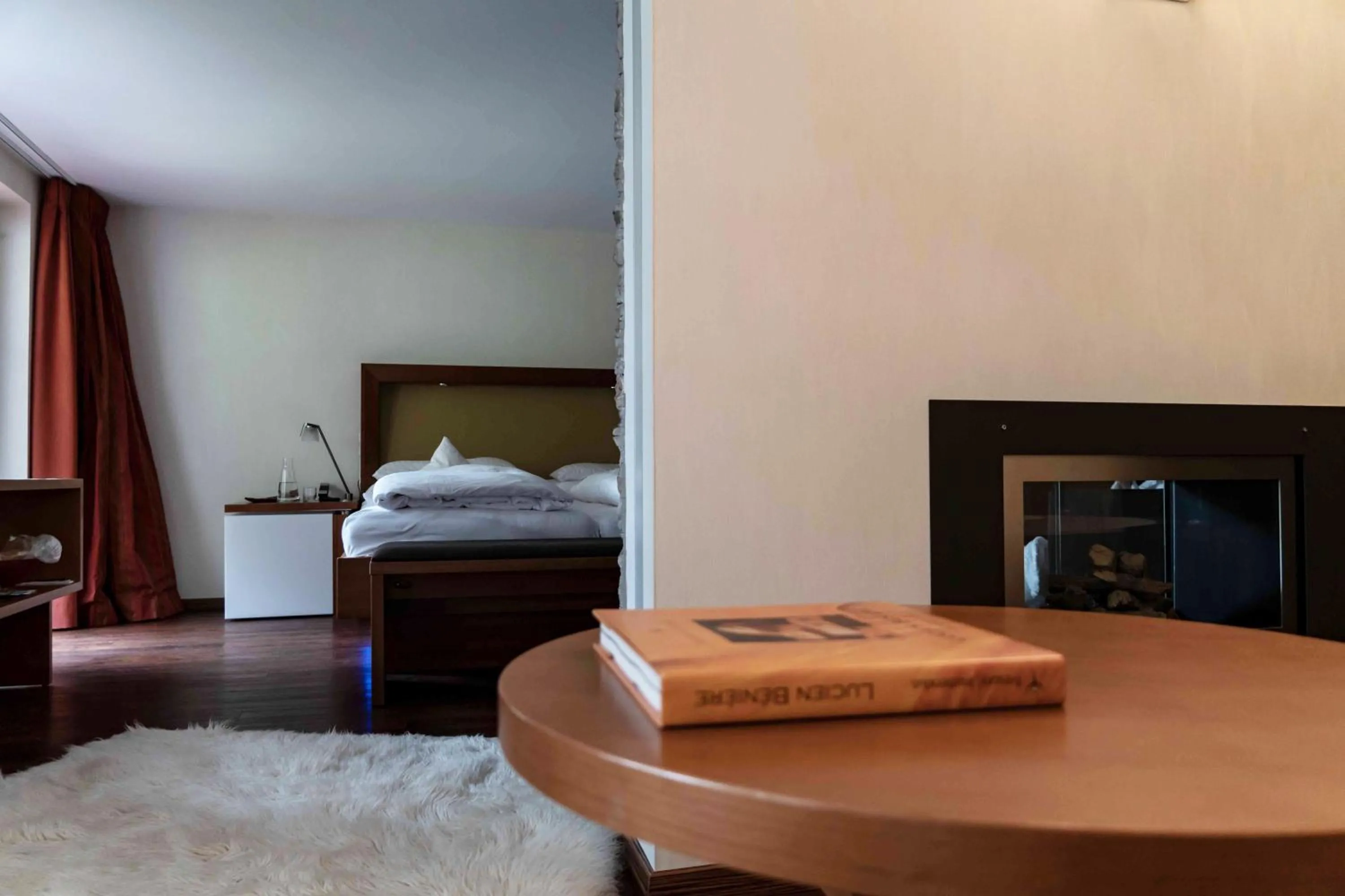 Bed in Heimspitze - Alpenhotel SKI-IN & Wirtshaus