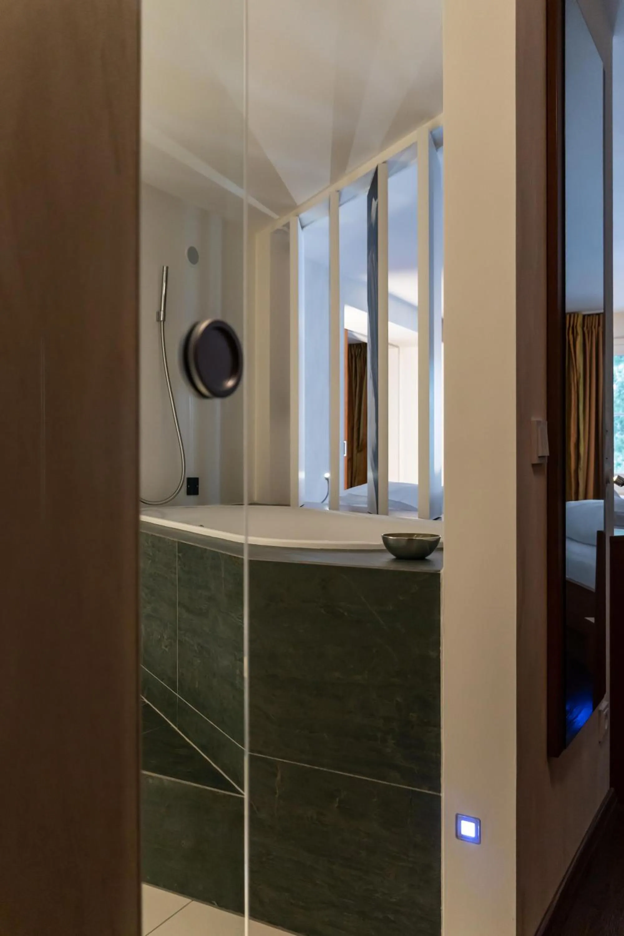 Bathroom in Heimspitze - Alpenhotel SKI-IN & Wirtshaus