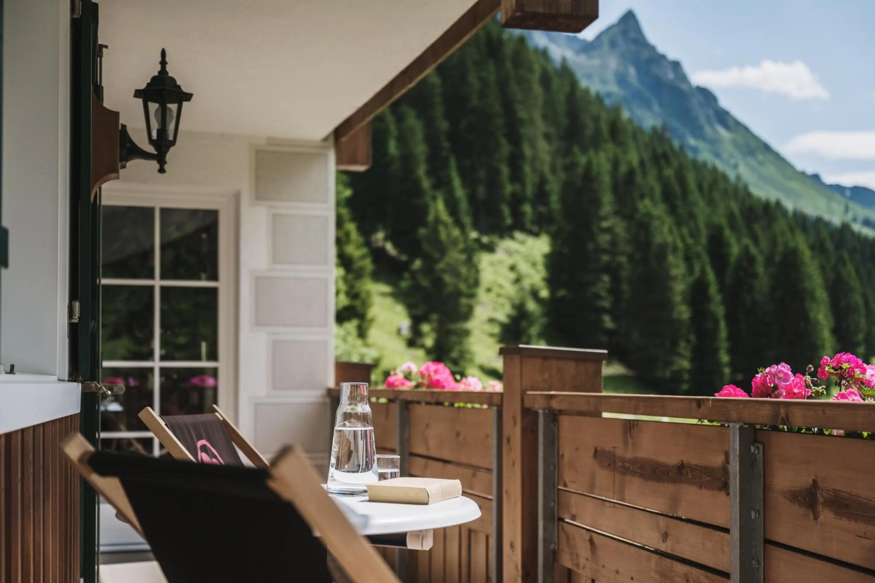 Balcony/Terrace in Heimspitze - Alpenhotel SKI-IN & Wirtshaus