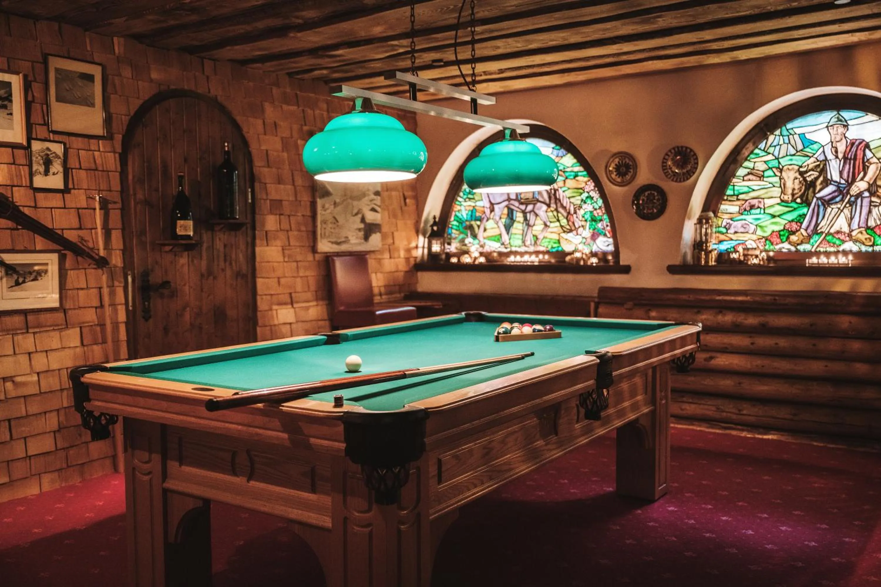 Billiard in Heimspitze - Alpenhotel SKI-IN & Wirtshaus