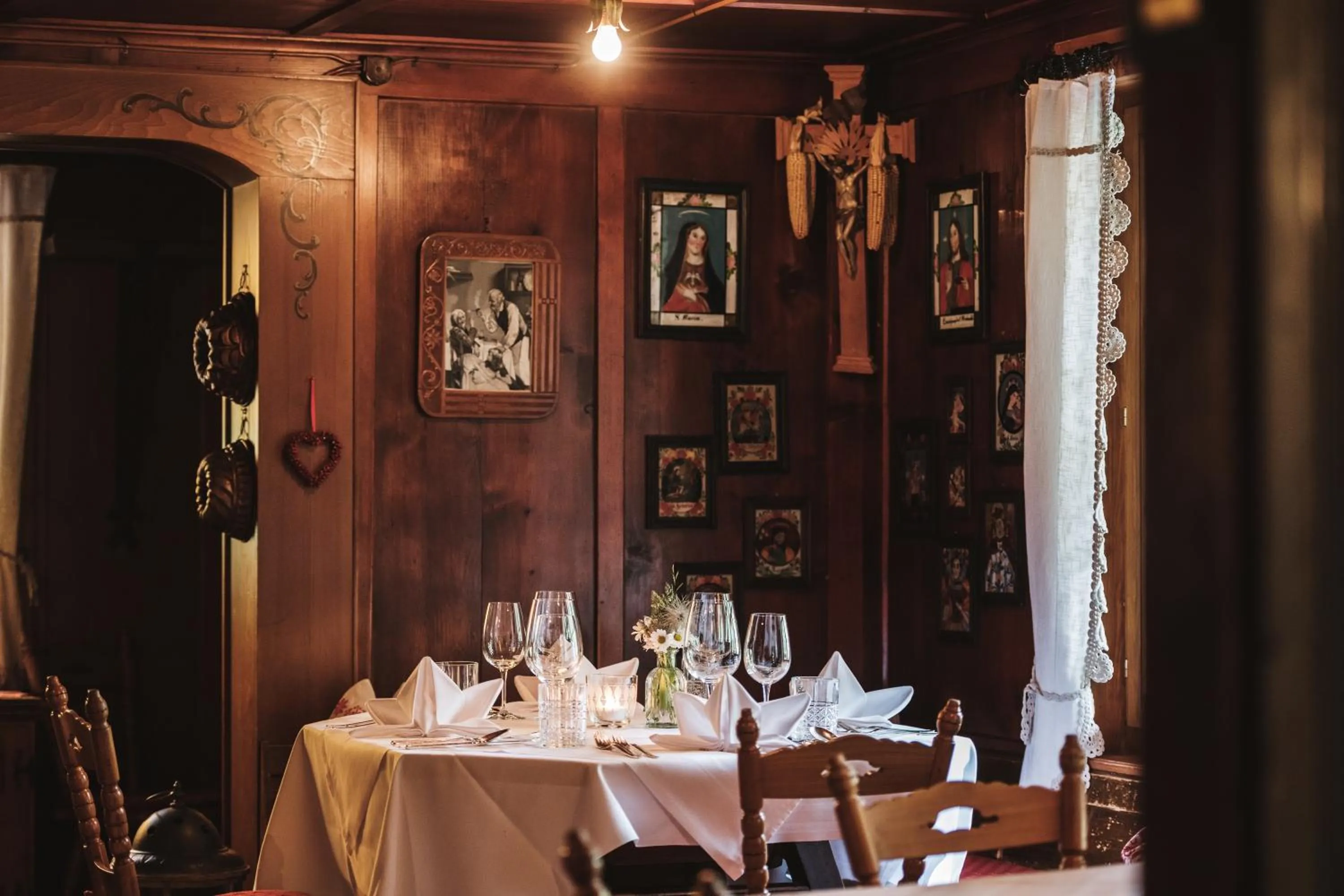 Restaurant/places to eat in Heimspitze - Alpenhotel SKI-IN & Wirtshaus