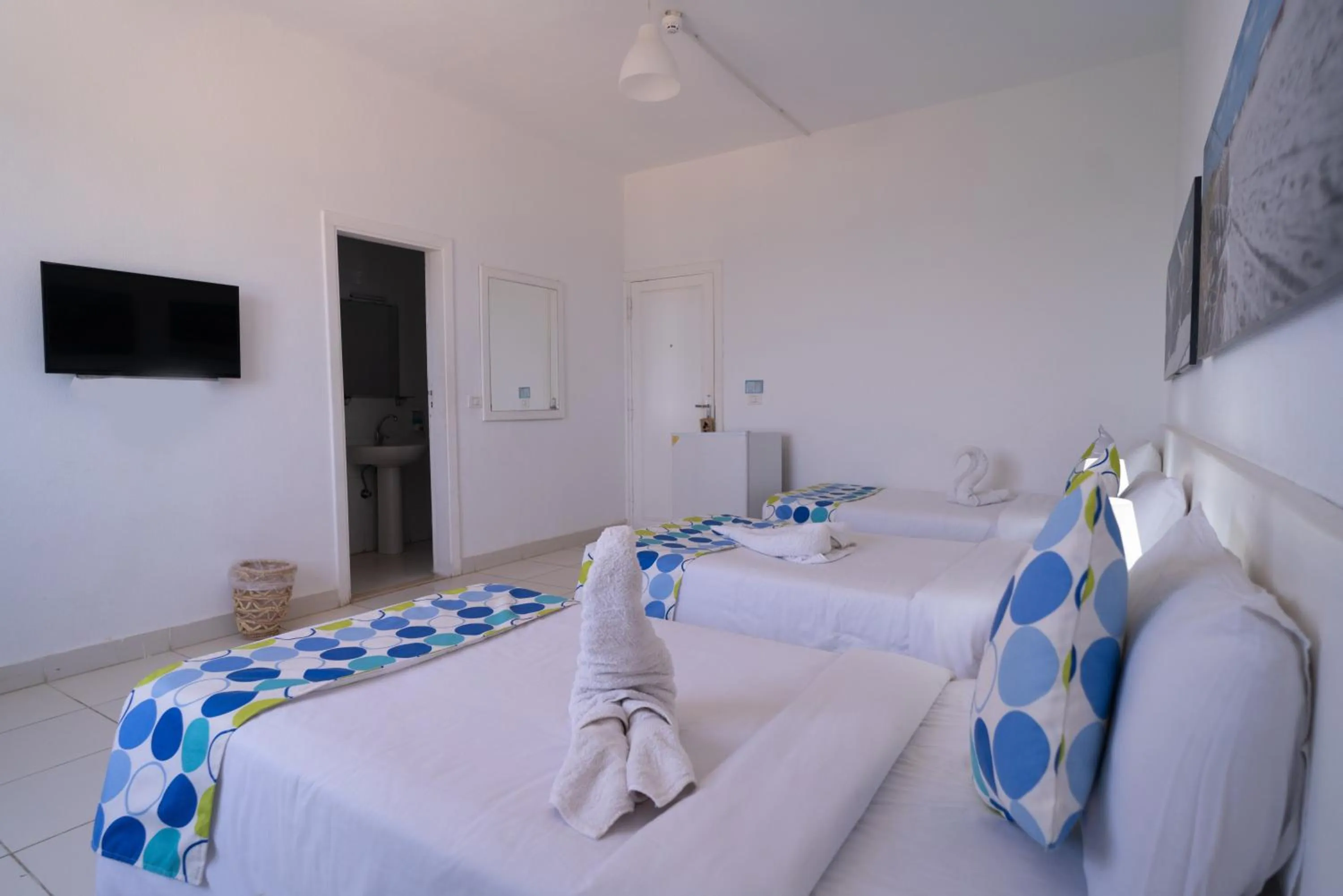 Bed in Lagoonie Lodge & Beach