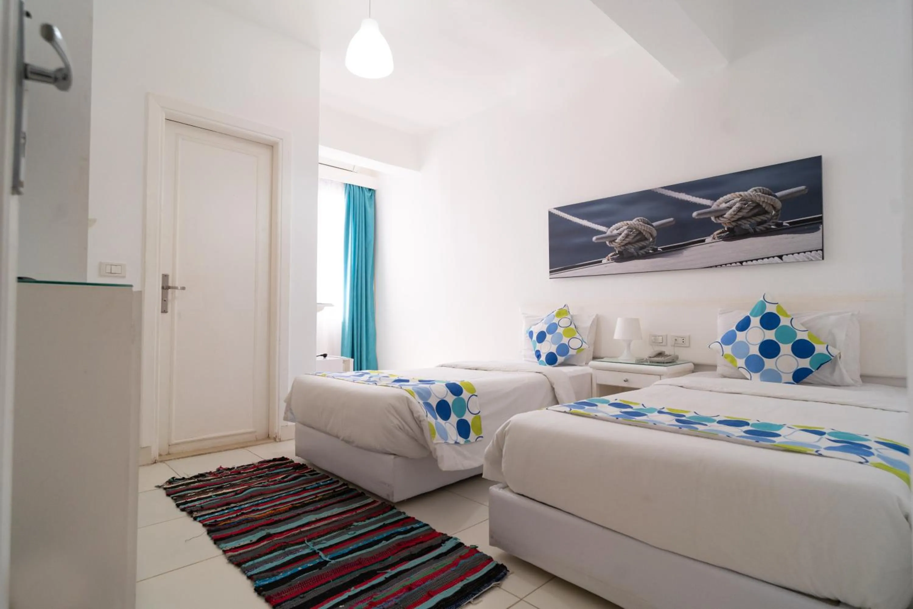 Bed in Lagoonie Lodge & Beach