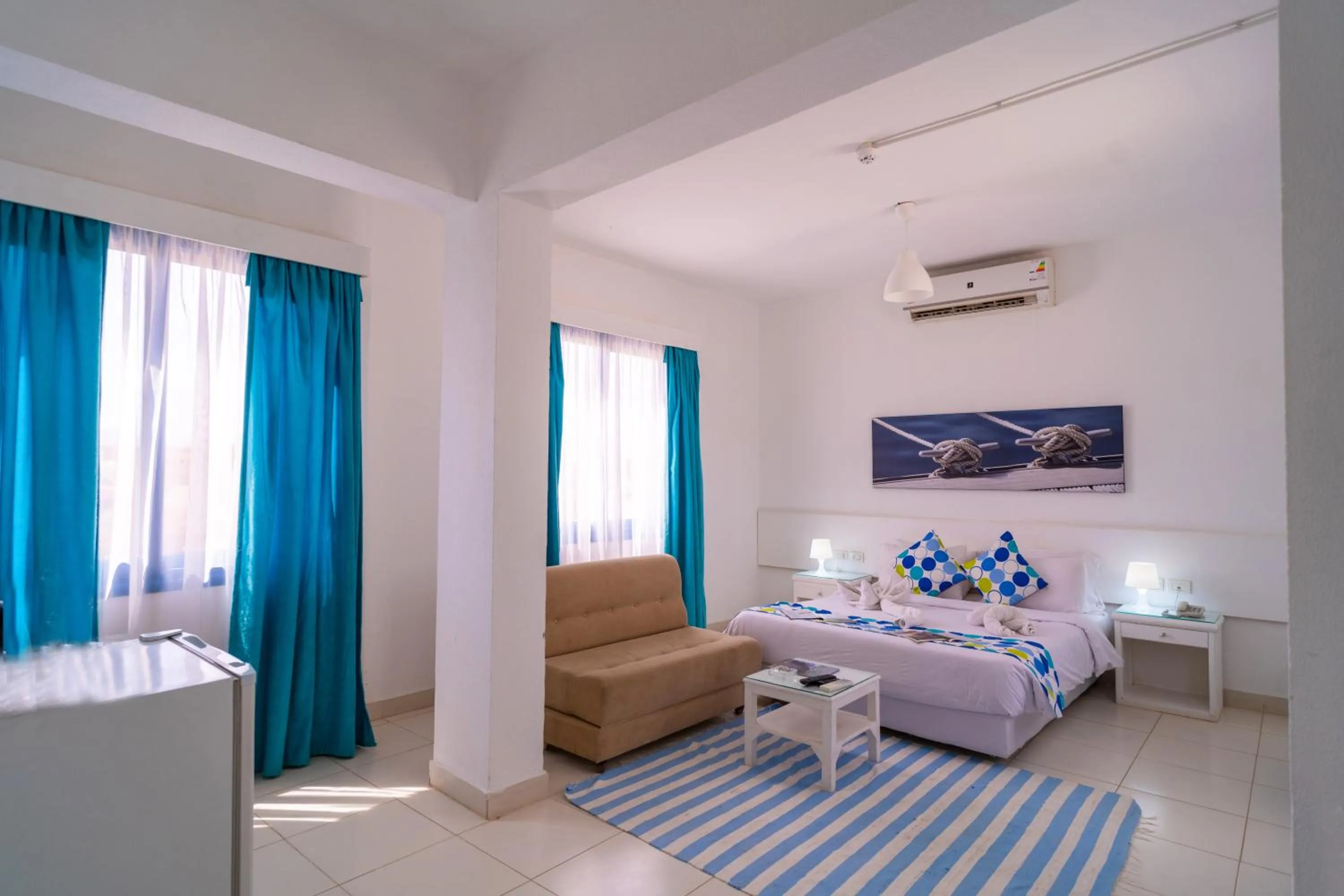 Bed in Lagoonie Lodge & Beach