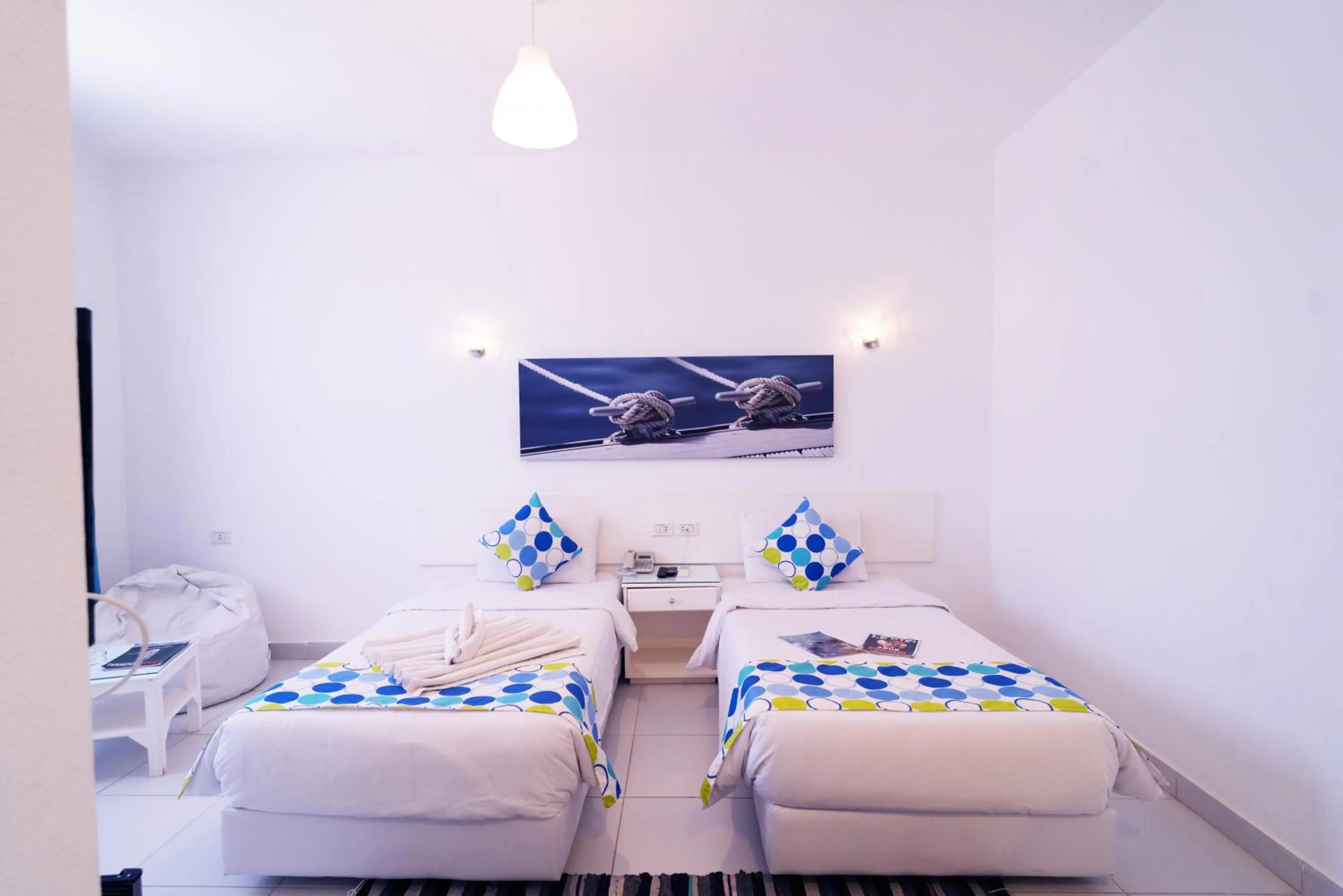 Bed in Lagoonie Lodge & Beach