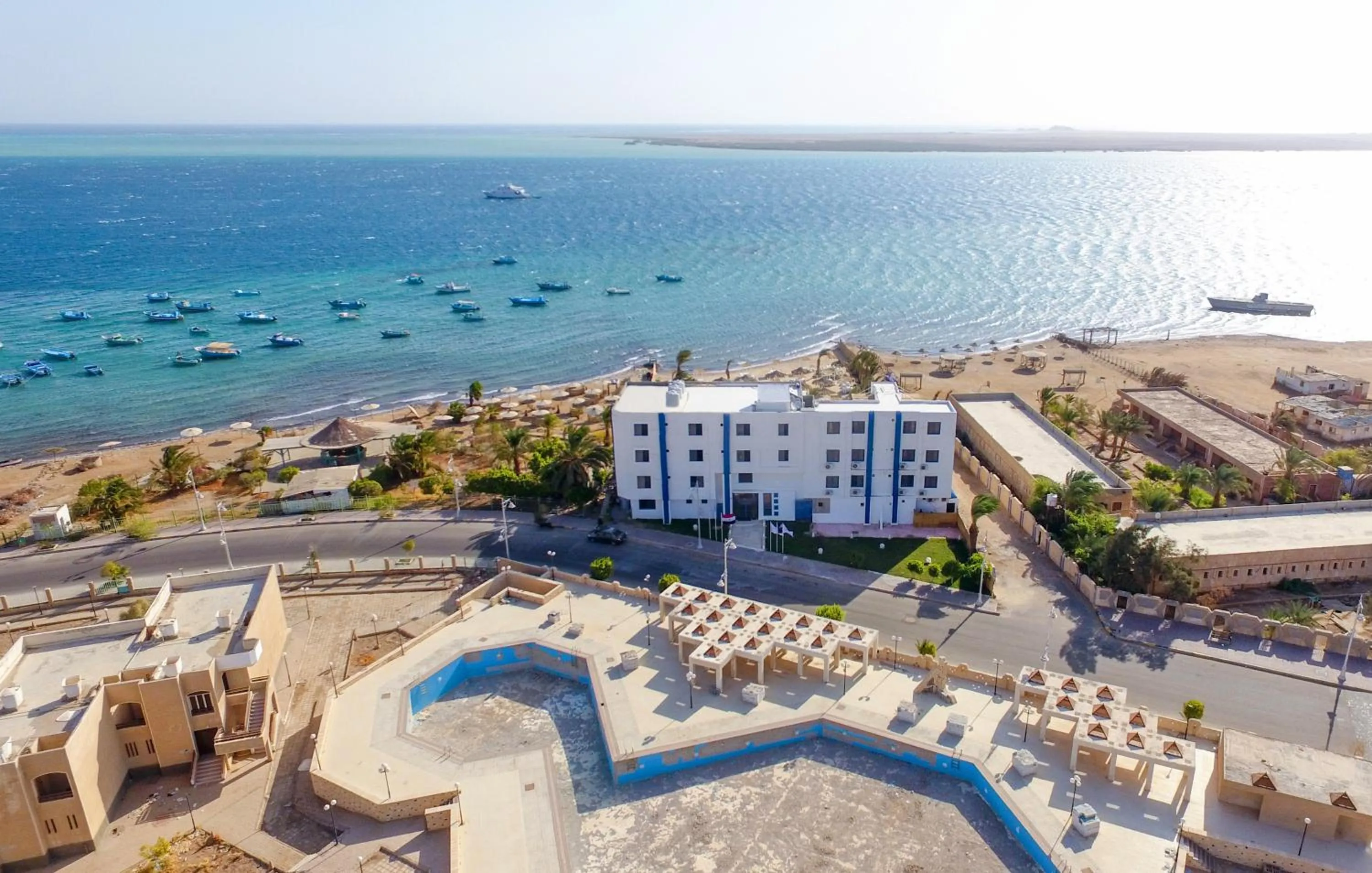 Property building in Lagoonie Lodge & Beach