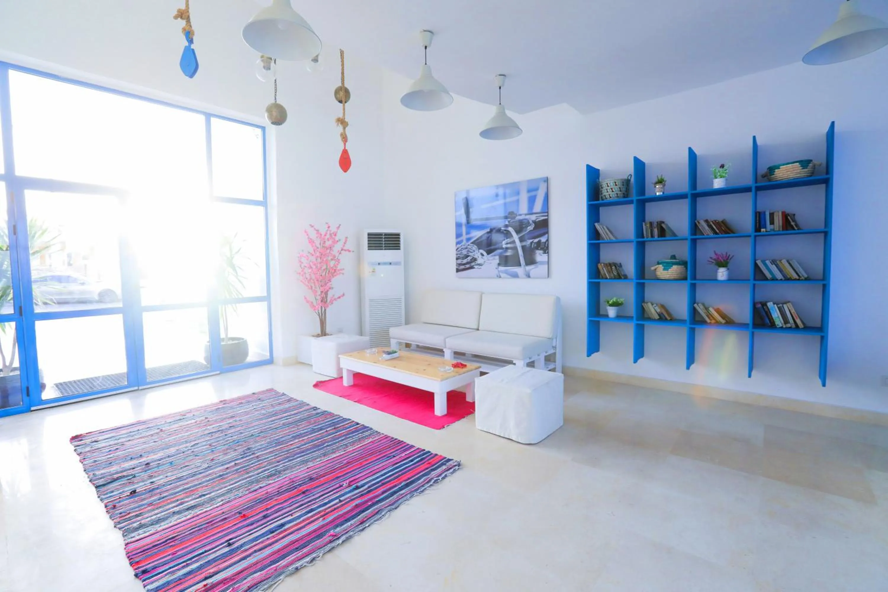 Lagoonie Lodge & Beach