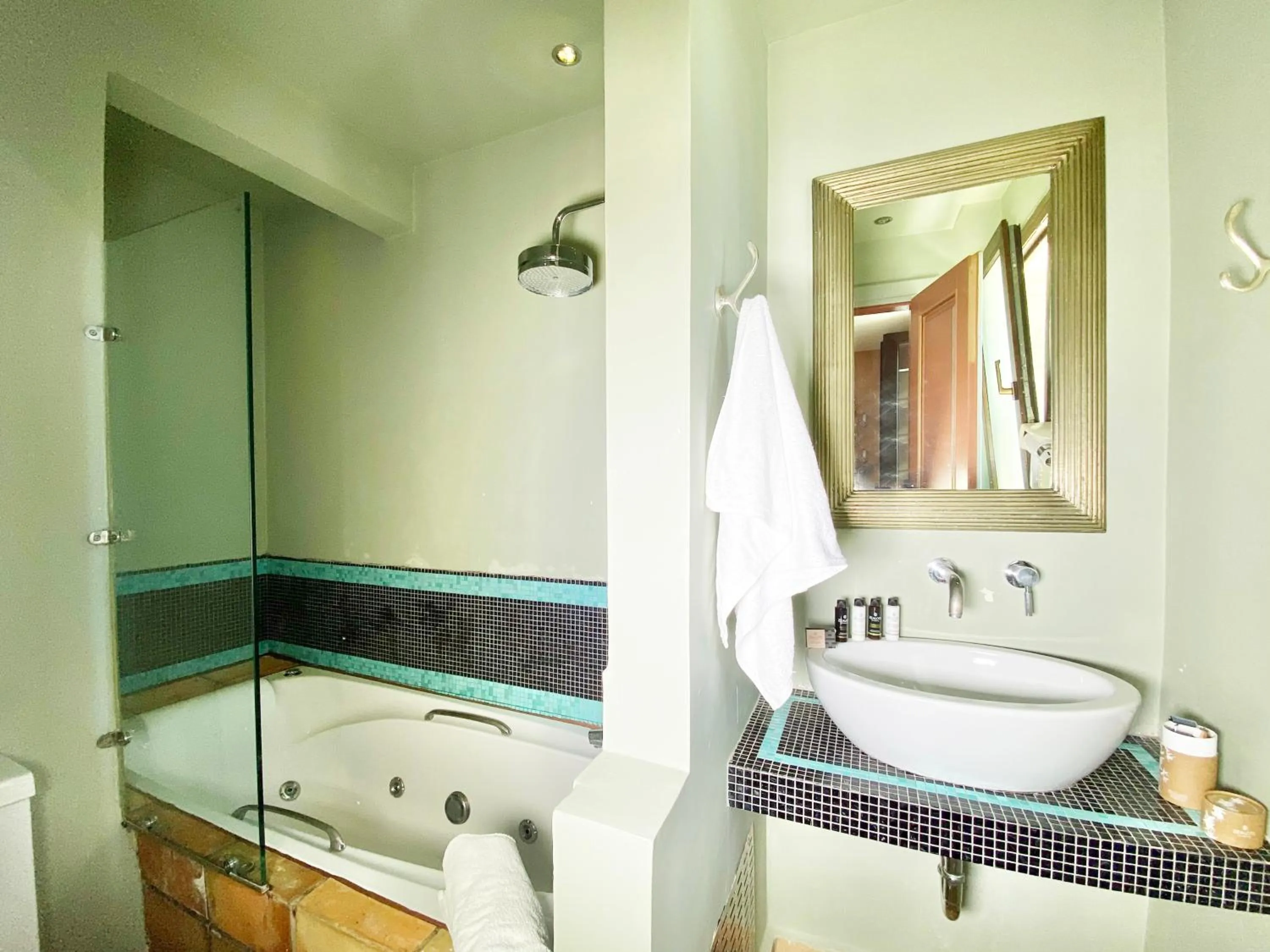 Archontika Karamarlis