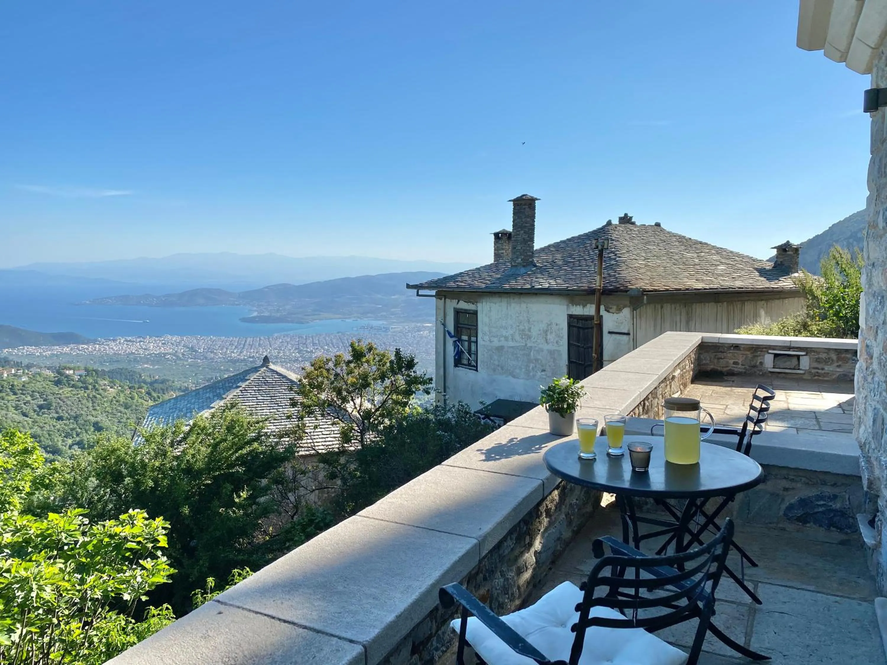 Archontika Karamarlis