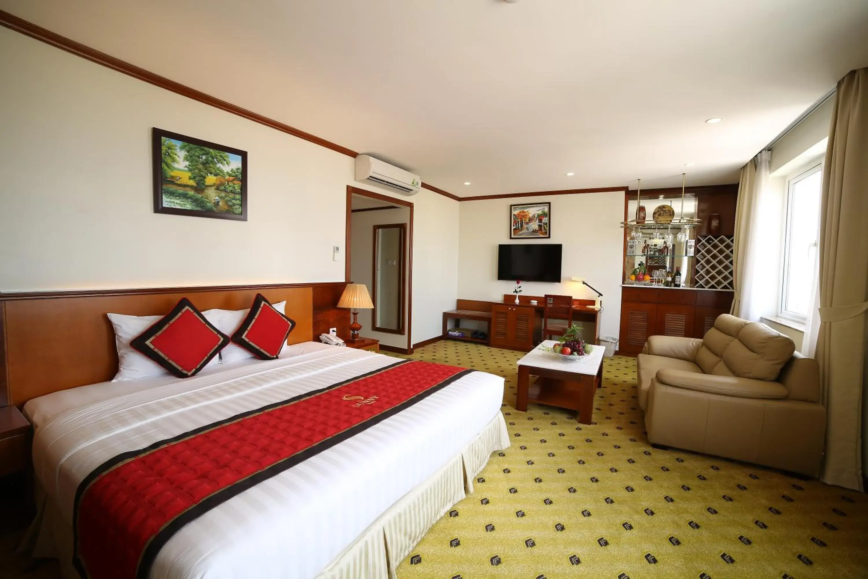 Bedroom, Bed in Sunny Hotel 1 Bedroom, Bed in Sunny Hotel 1