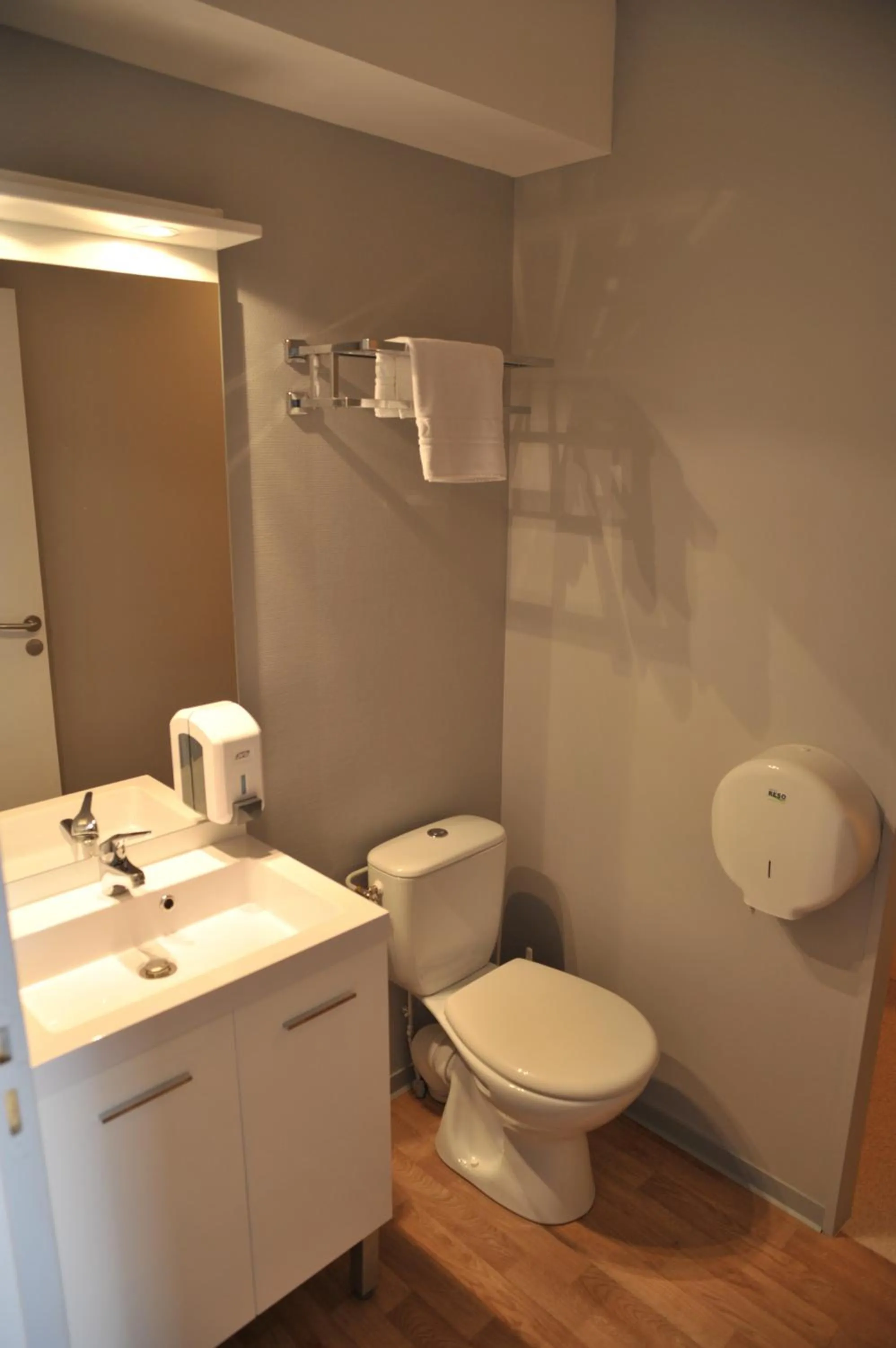 Bathroom in Relais de Barbezieux