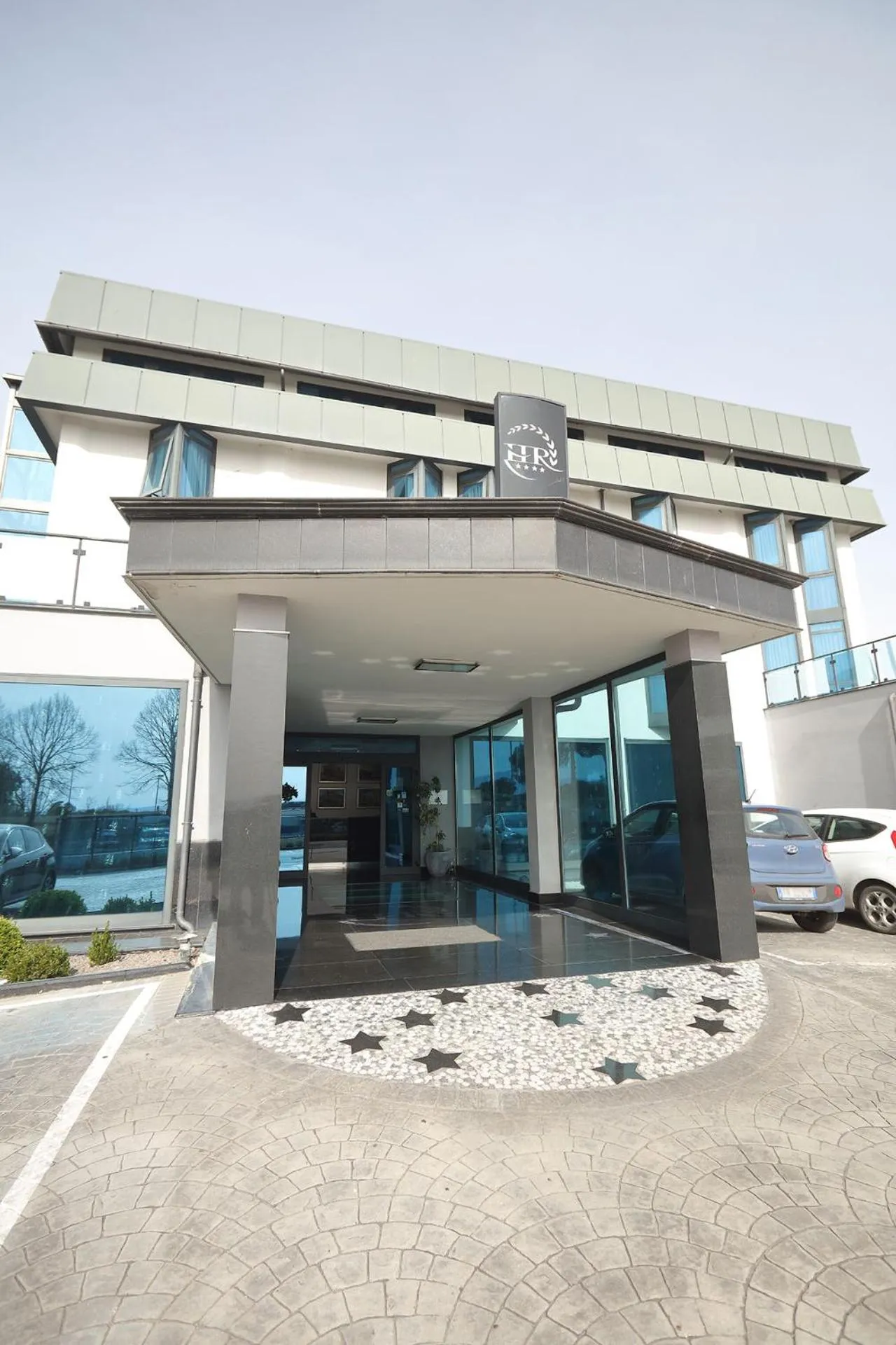 Property building in Hotel Relax Roma Nord