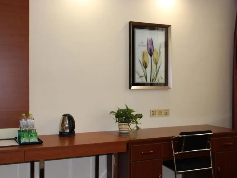 GreenTree Alliance Shandong Linyi Mengyin Xincheng road Hotel