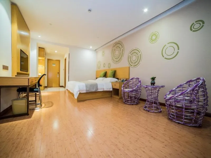 Bed in GreenTree Inn Zhejiang Ningbo District Huashan Road And Huanghe Road Express Hotel