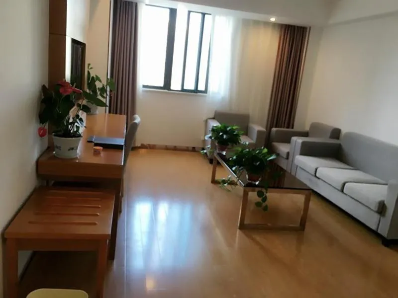 GreenTree Inn Anhui Fuyang Yingzhou district Positive base capital Business Hotel