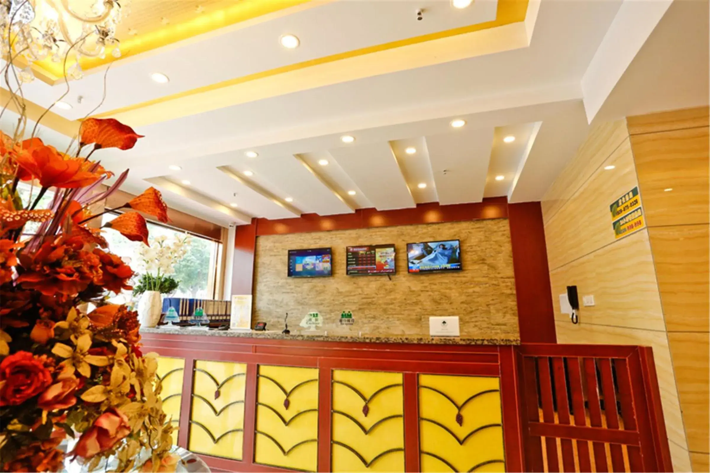 Property building in GreenTree Inn Henan Zhoukou Huaiyang County Longdu Avenue Xihe Square Express Hotel Property building in GreenTree Inn Henan Zhoukou Huaiyang County Longdu Avenue Xihe Square Express Hotel