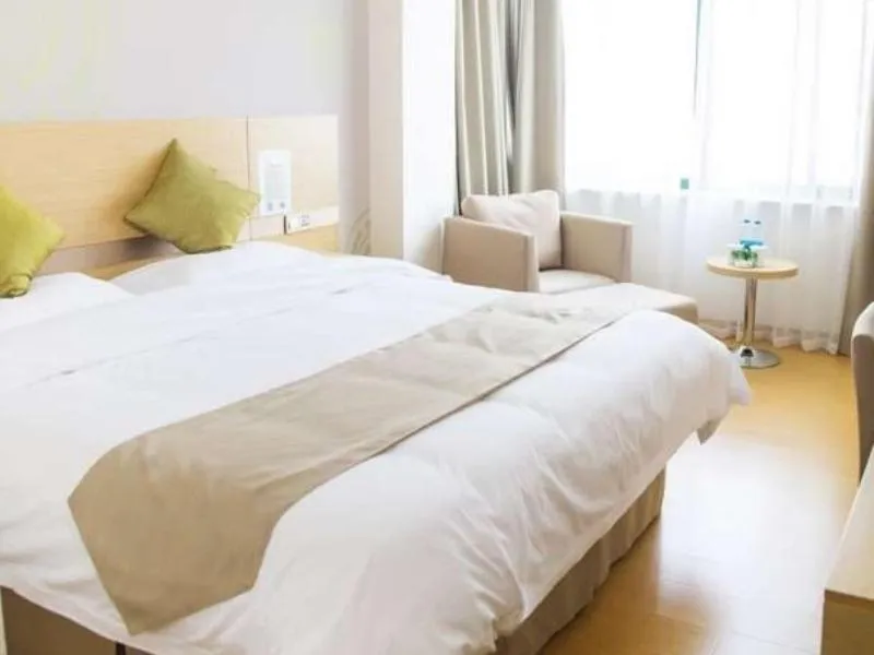 Bed in GreenTree Inn Jiangsu Yancheng Dafeng port Sea world Hotel