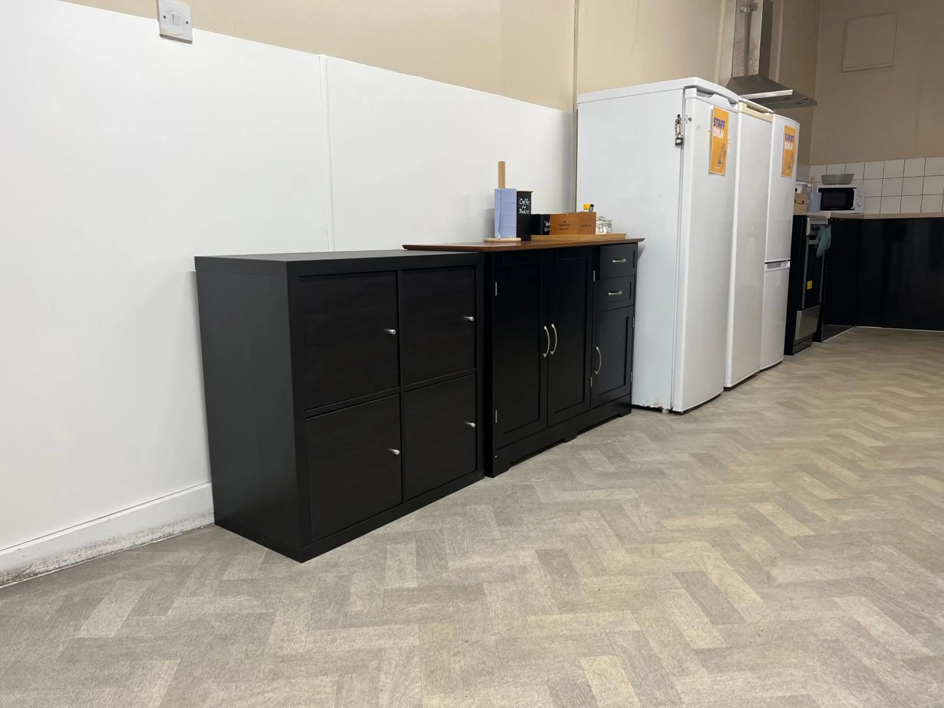 Communal kitchen in Onefam Waterloo 18-36 years old