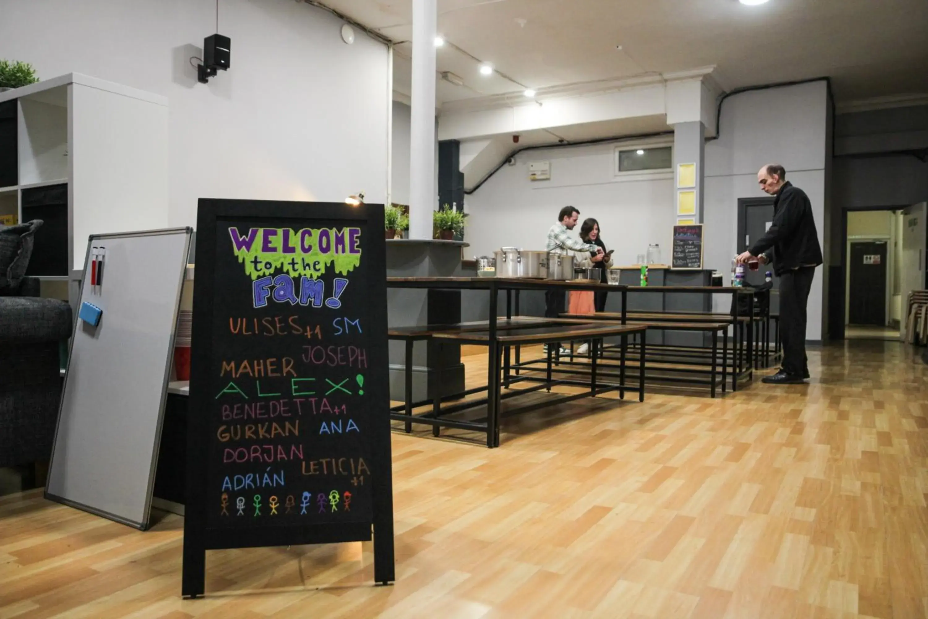 Living room in Onefam Waterloo 18-36 years old Living room in Onefam Waterloo 18-36 years old