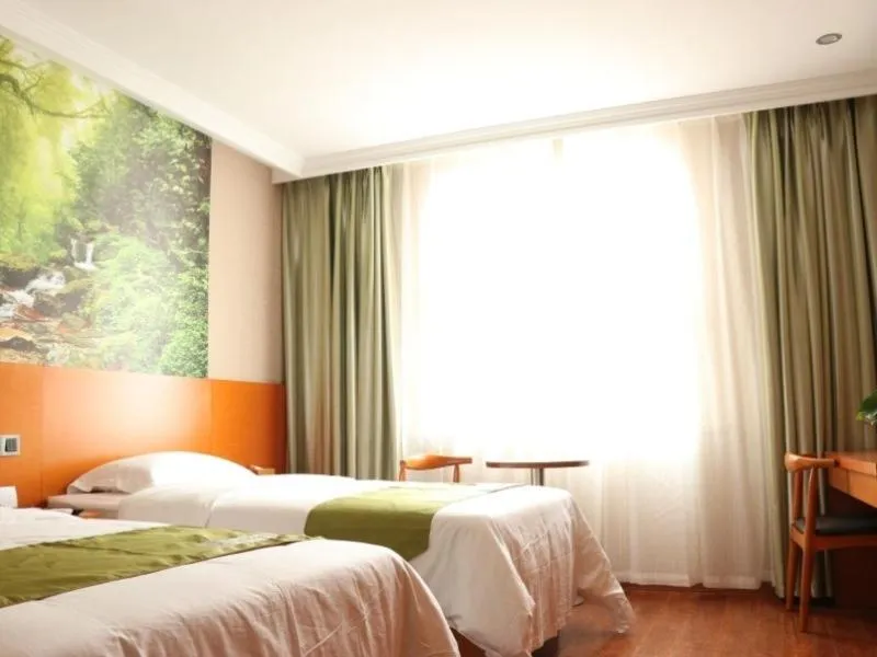 Bed in Shell Rizhao Donggang District Bus station Hotel