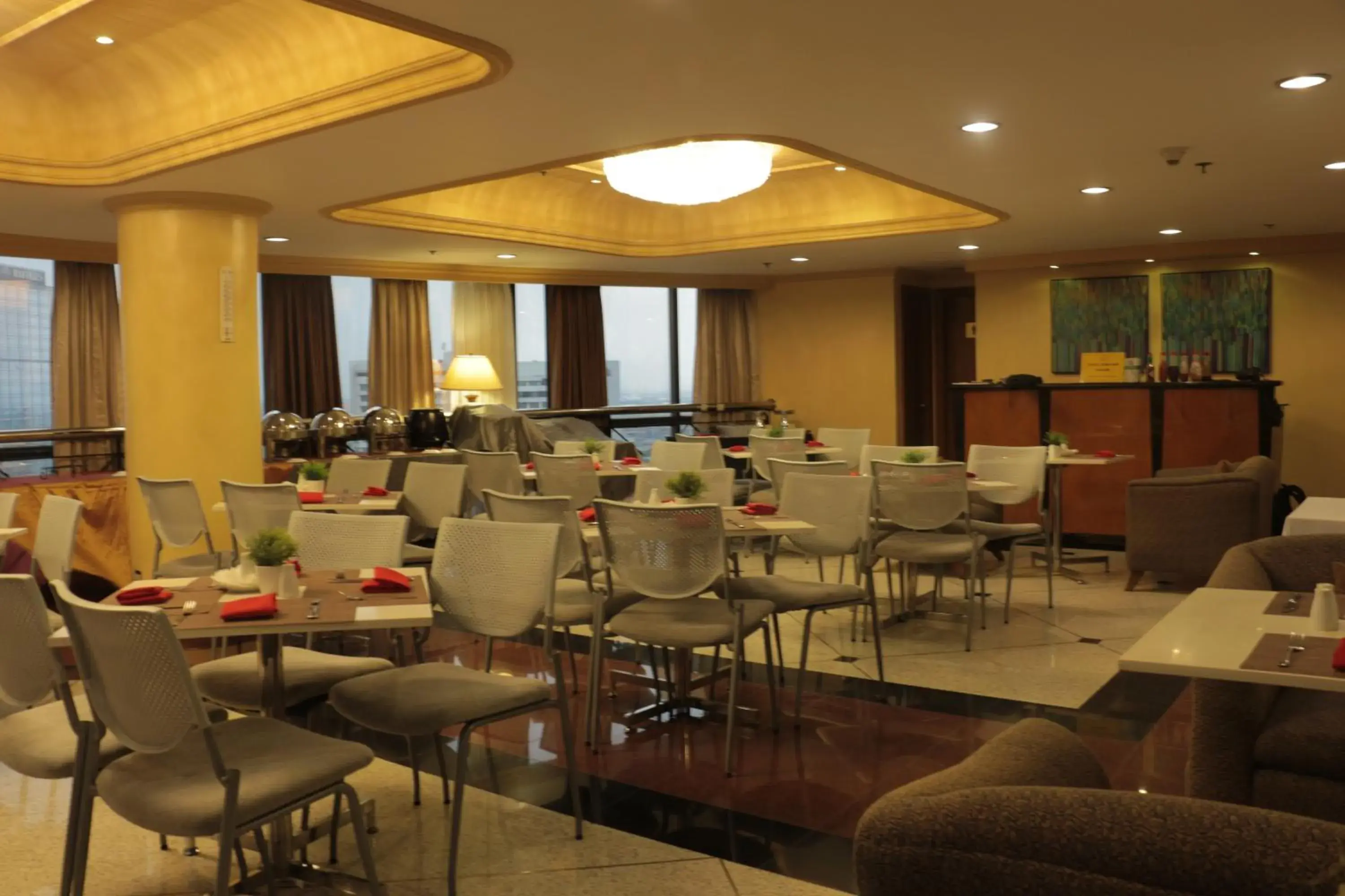 Restaurant/places to eat in Prince Plaza II Condotel Restaurant/places to eat in Prince Plaza II Condotel