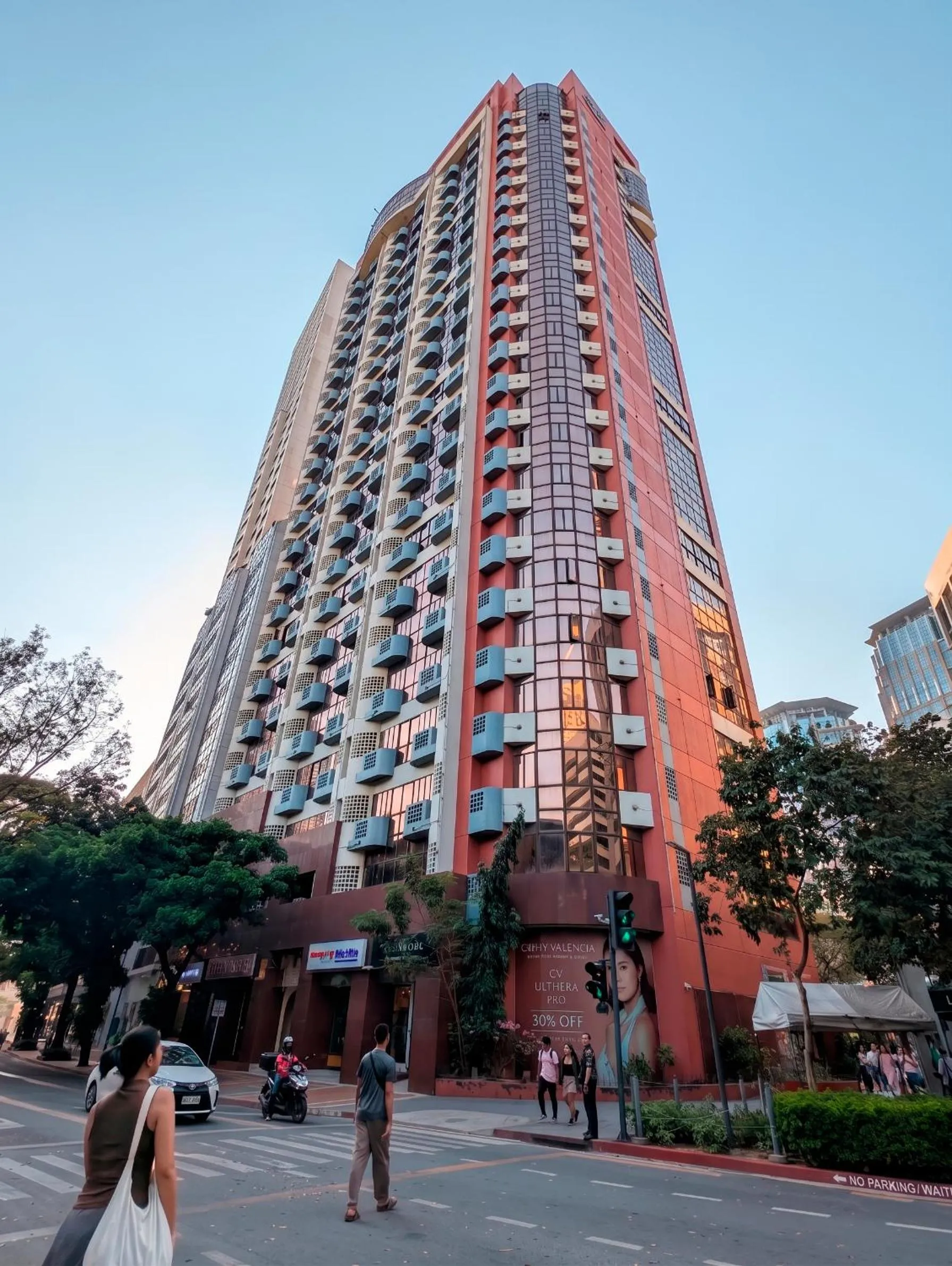 Facade/entrance in Prince Plaza II Condotel