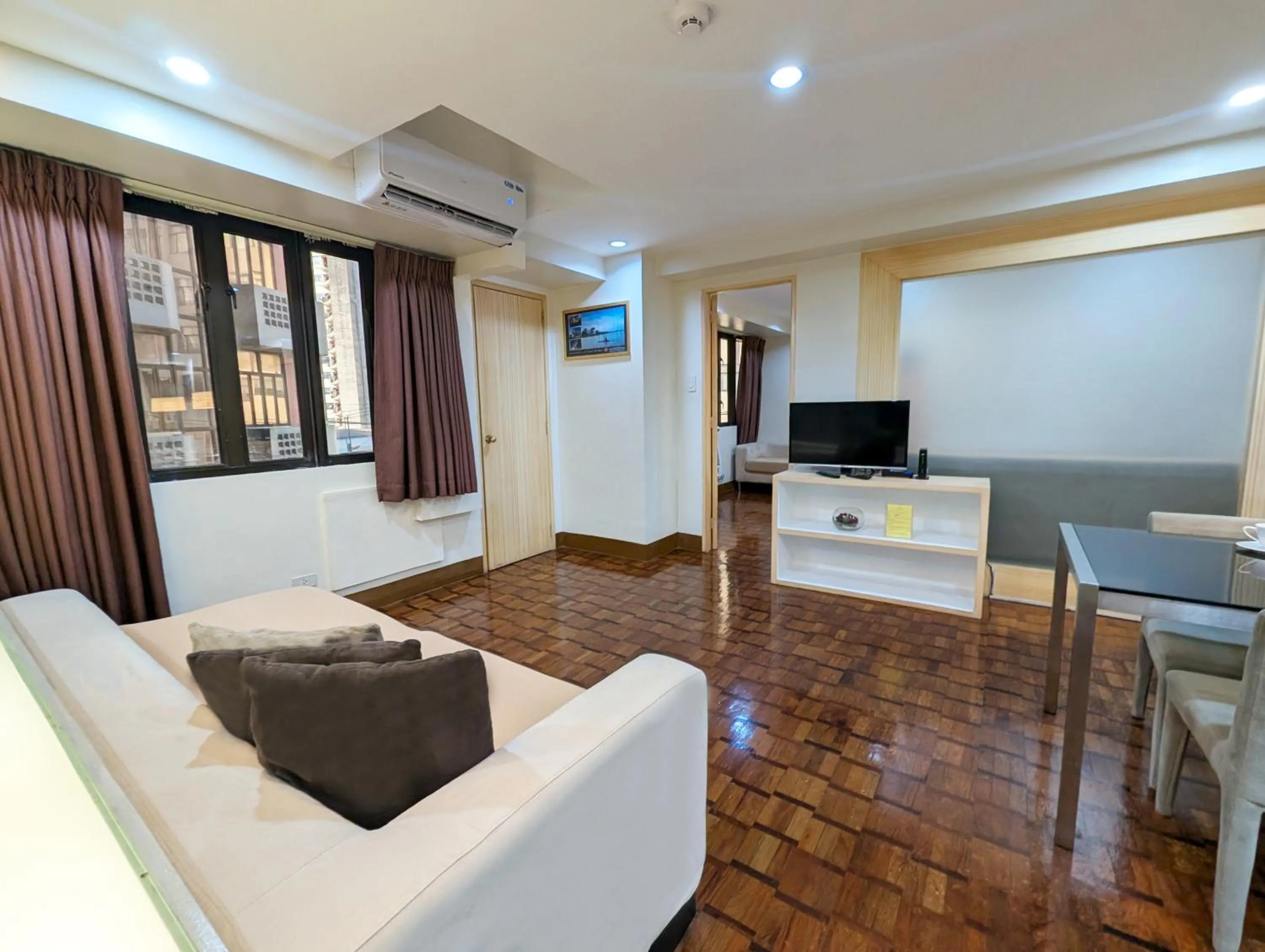 Living room in Prince Plaza II Condotel