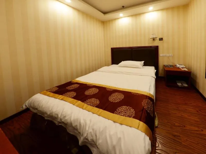 Shell Jiangsu Province Suqian Sucheng district Auto parts mall Hotel
