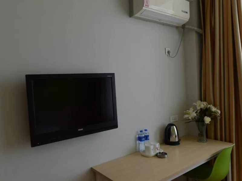 Shell Shengyang Huanggu District The Yalv River Yi