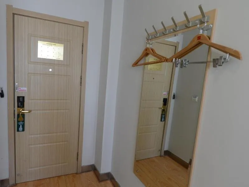 Shell Shengyang Huanggu District The Yalv River Yi