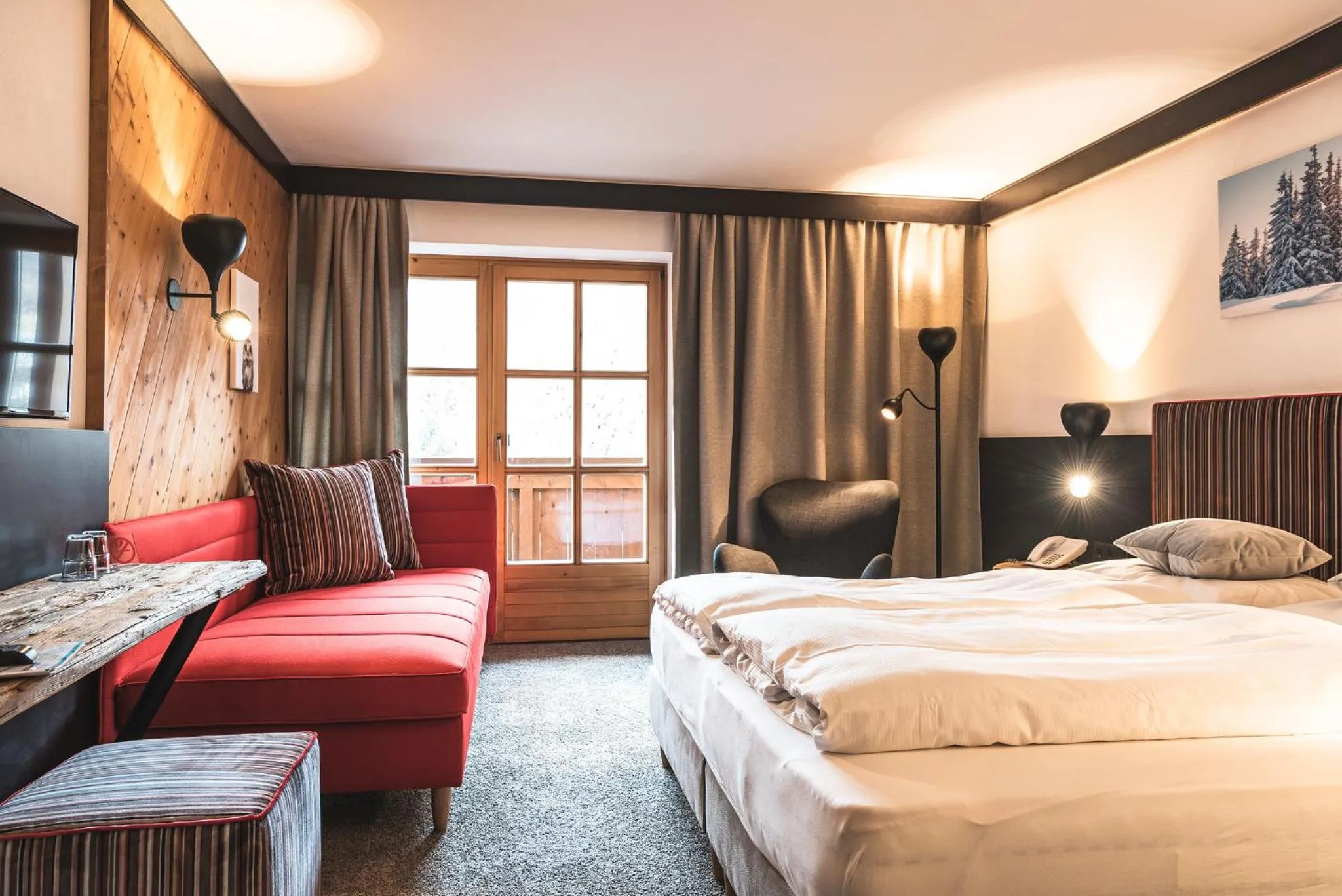 Photo of the whole room, Bed in Hotel Das Falkenstein