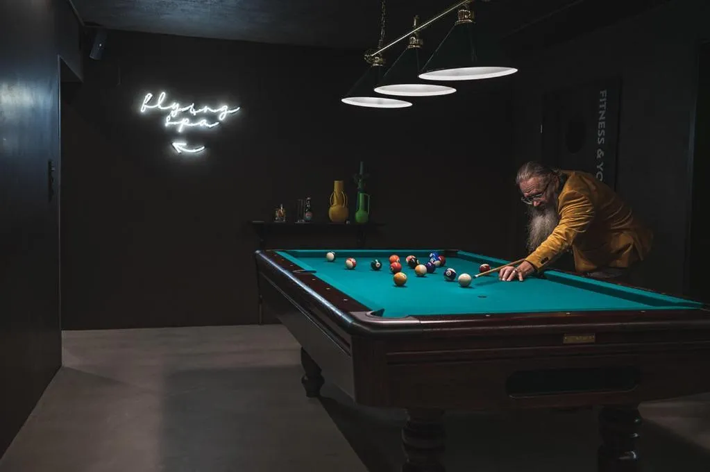 Billiard in Hotel Das Falkenstein