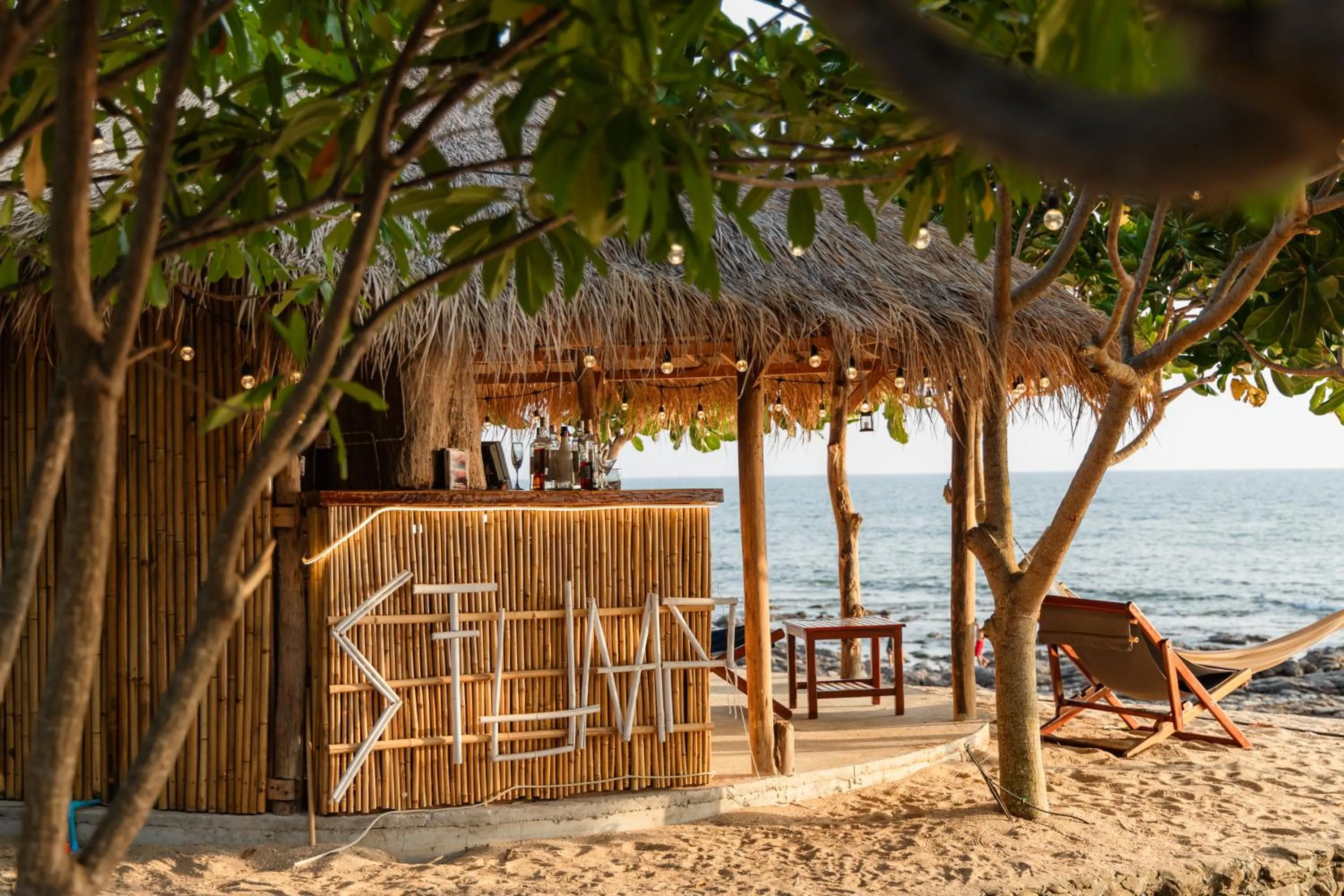 Lounge or bar in Dream Team Beach Resort