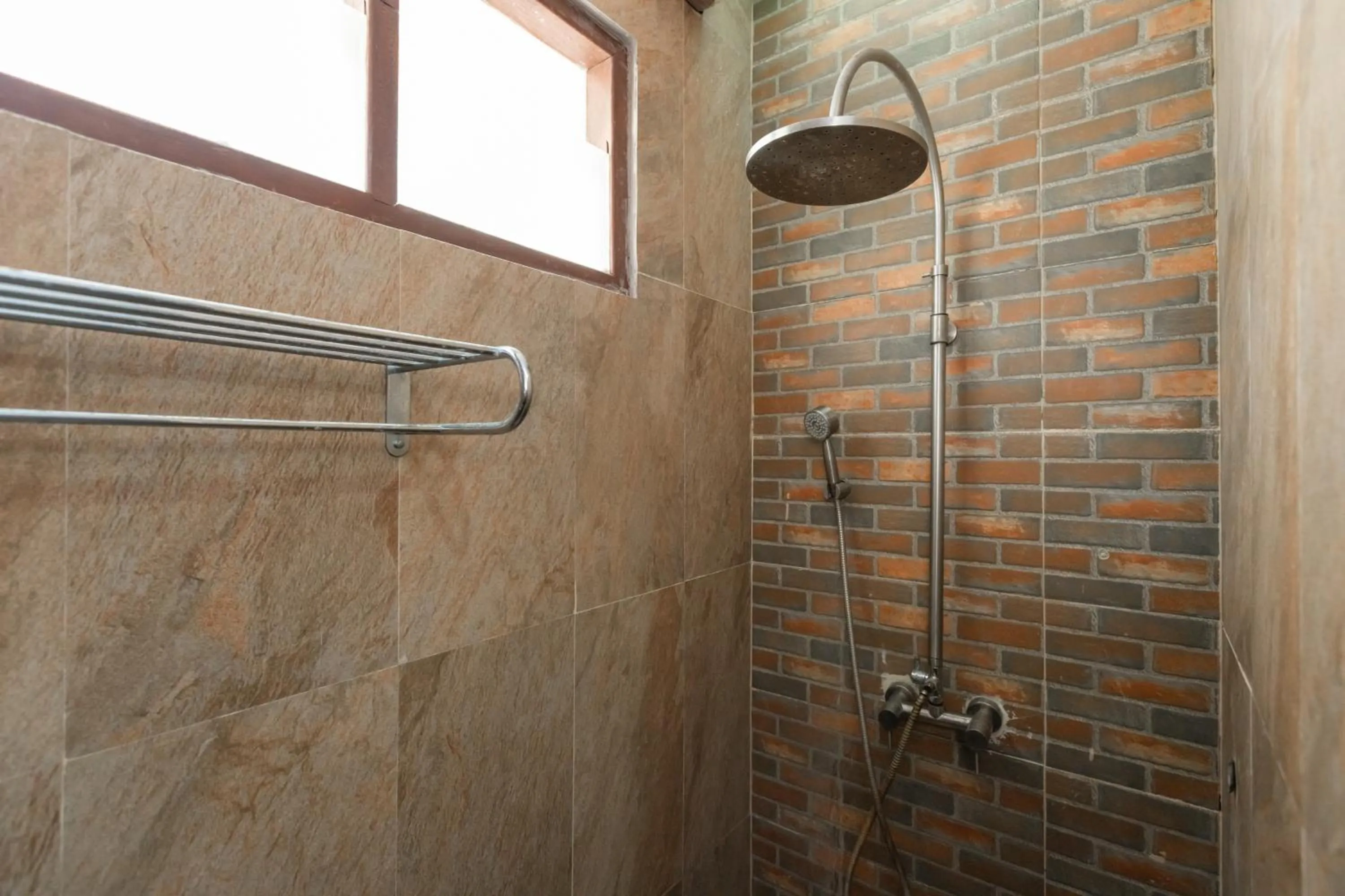 Shower in Dream Team Beach Resort