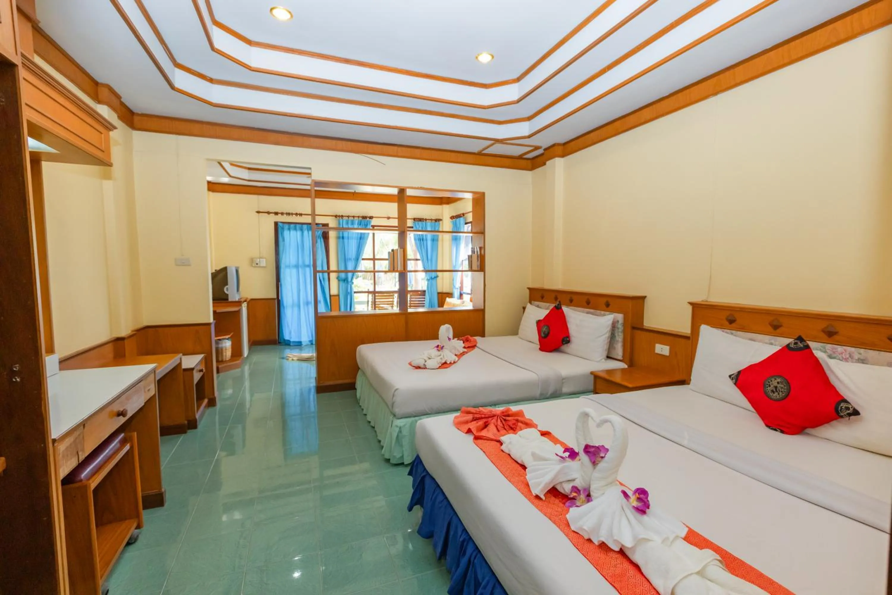 Bed in Dream Team Beach Resort