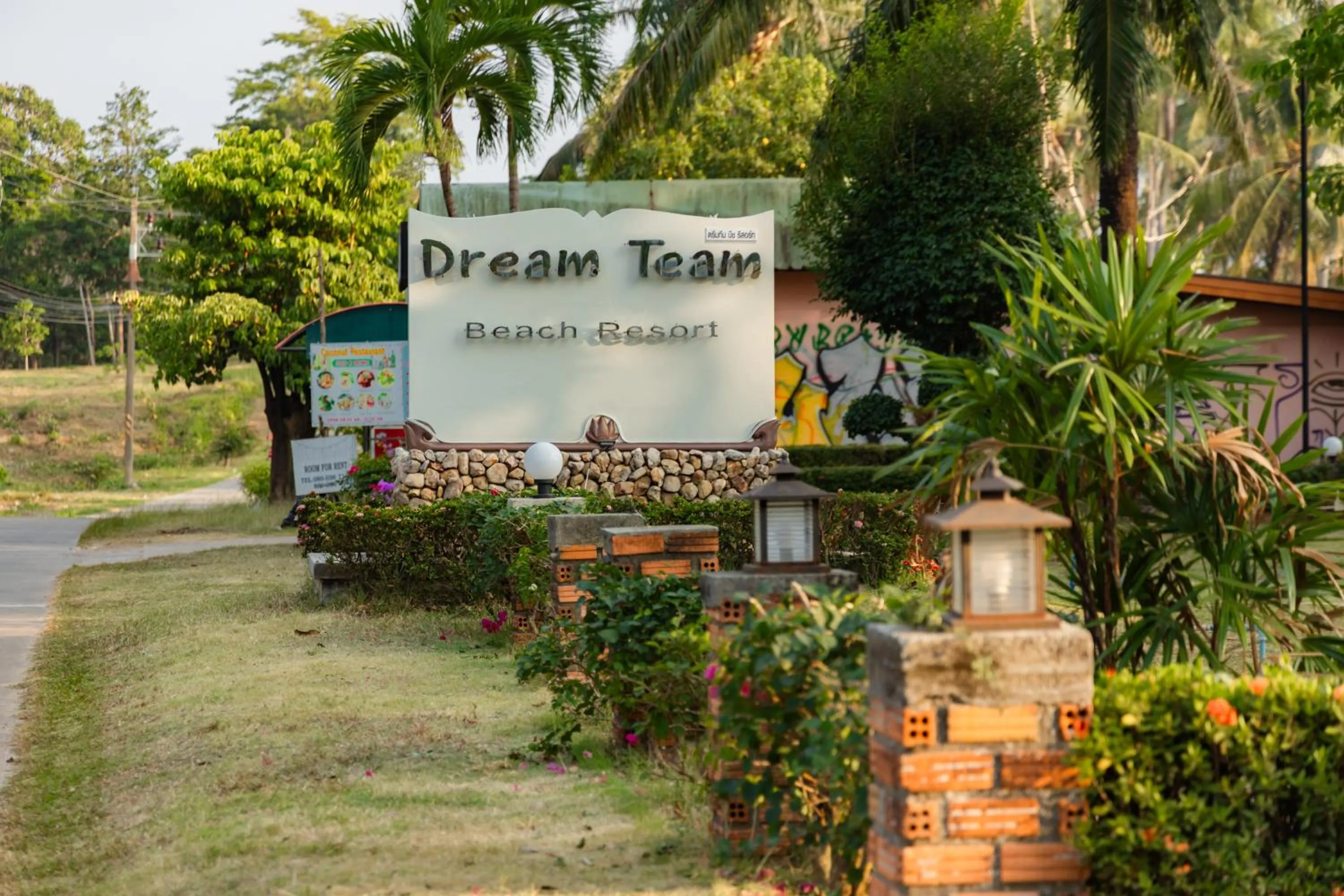 Property building in Dream Team Beach Resort