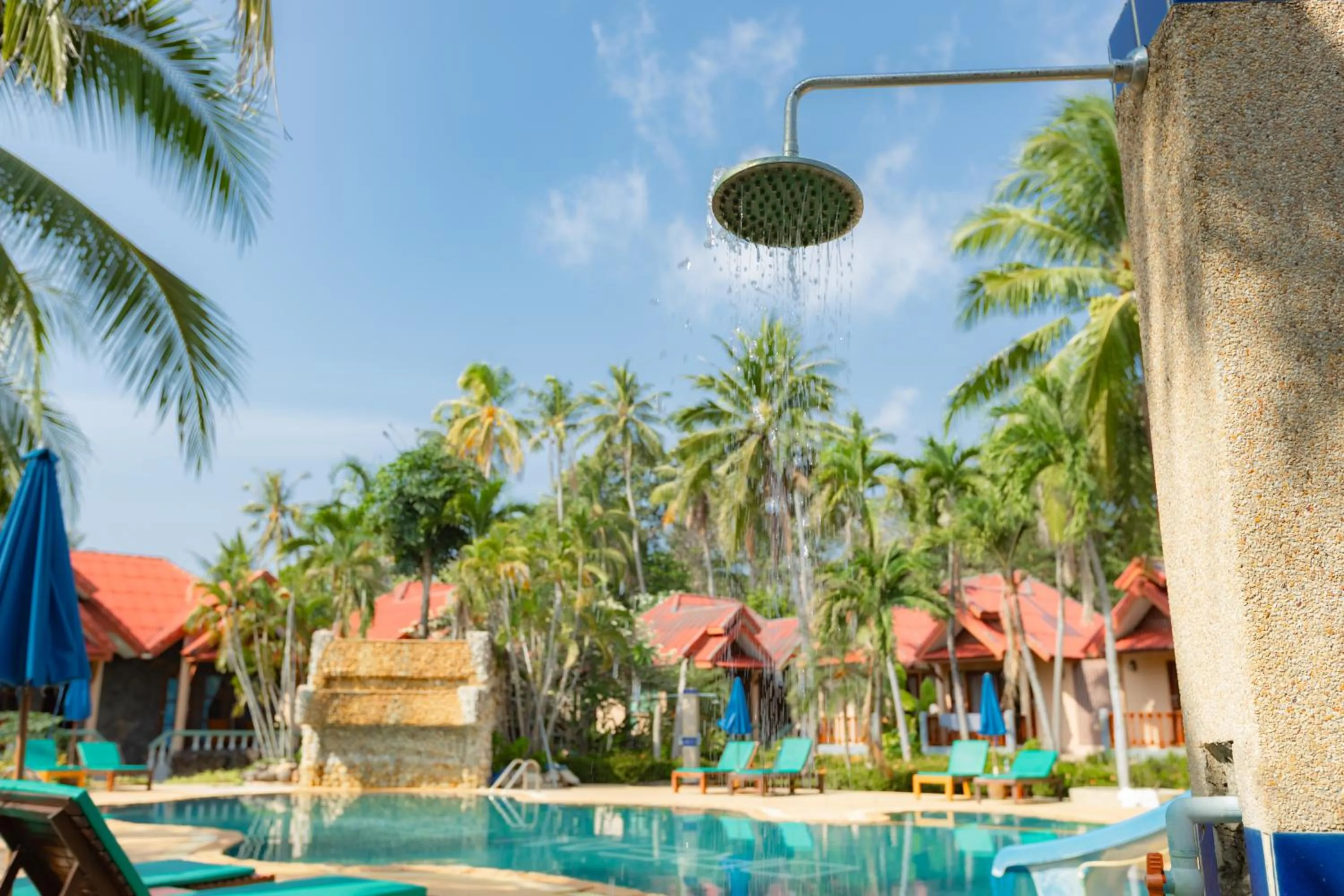 Pool view in Dream Team Beach Resort