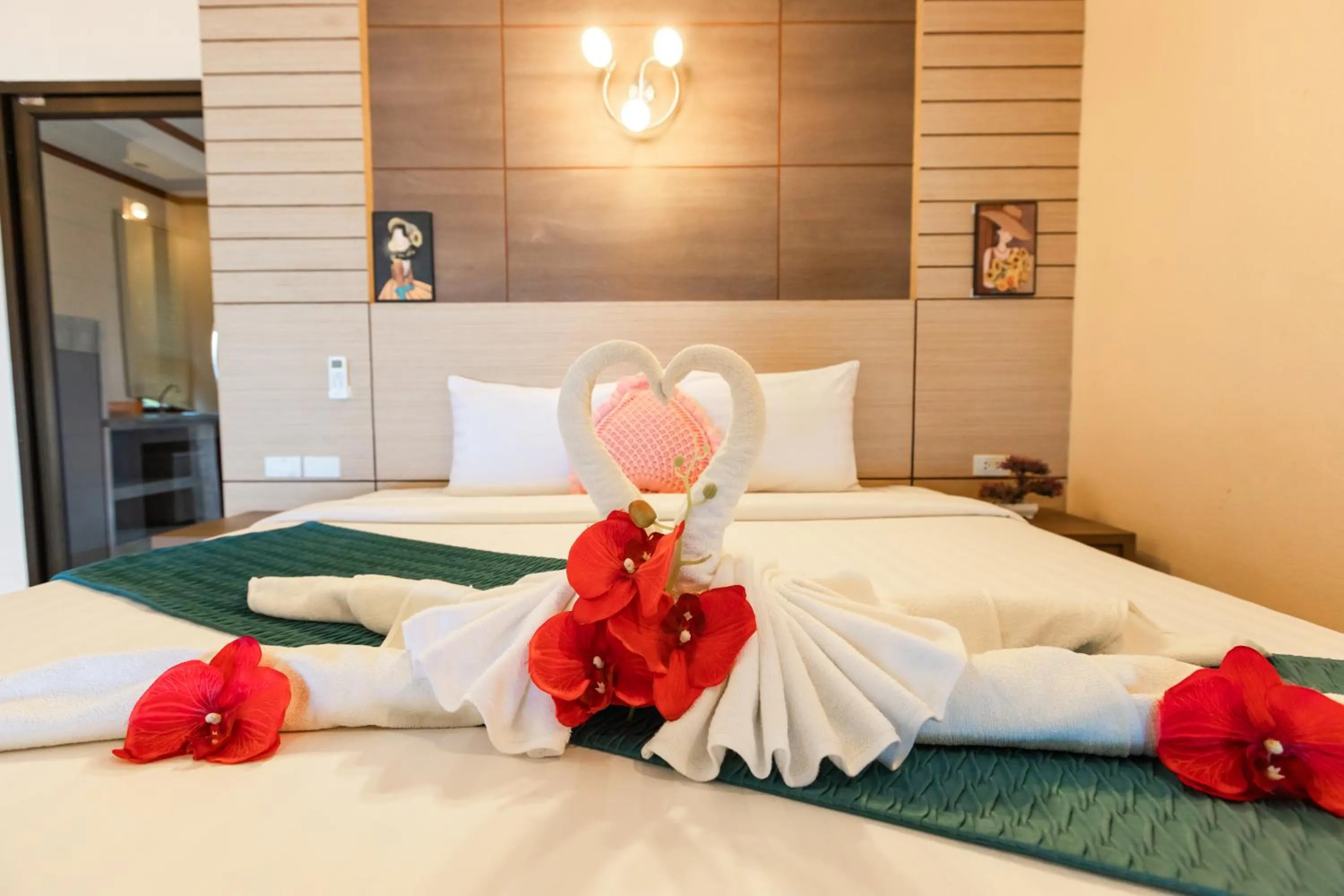 Bed in Dream Team Beach Resort