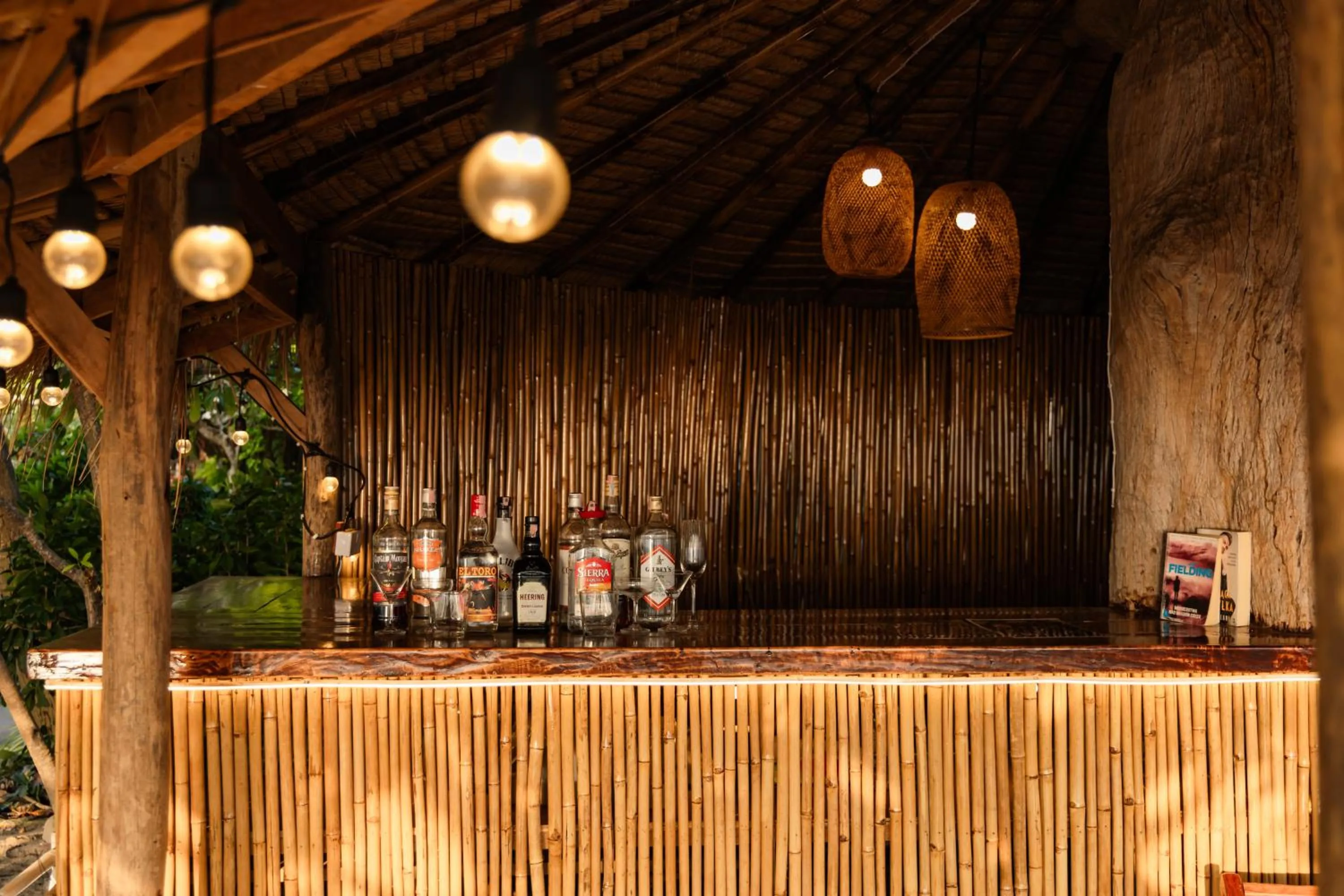 Lounge or bar in Dream Team Beach Resort